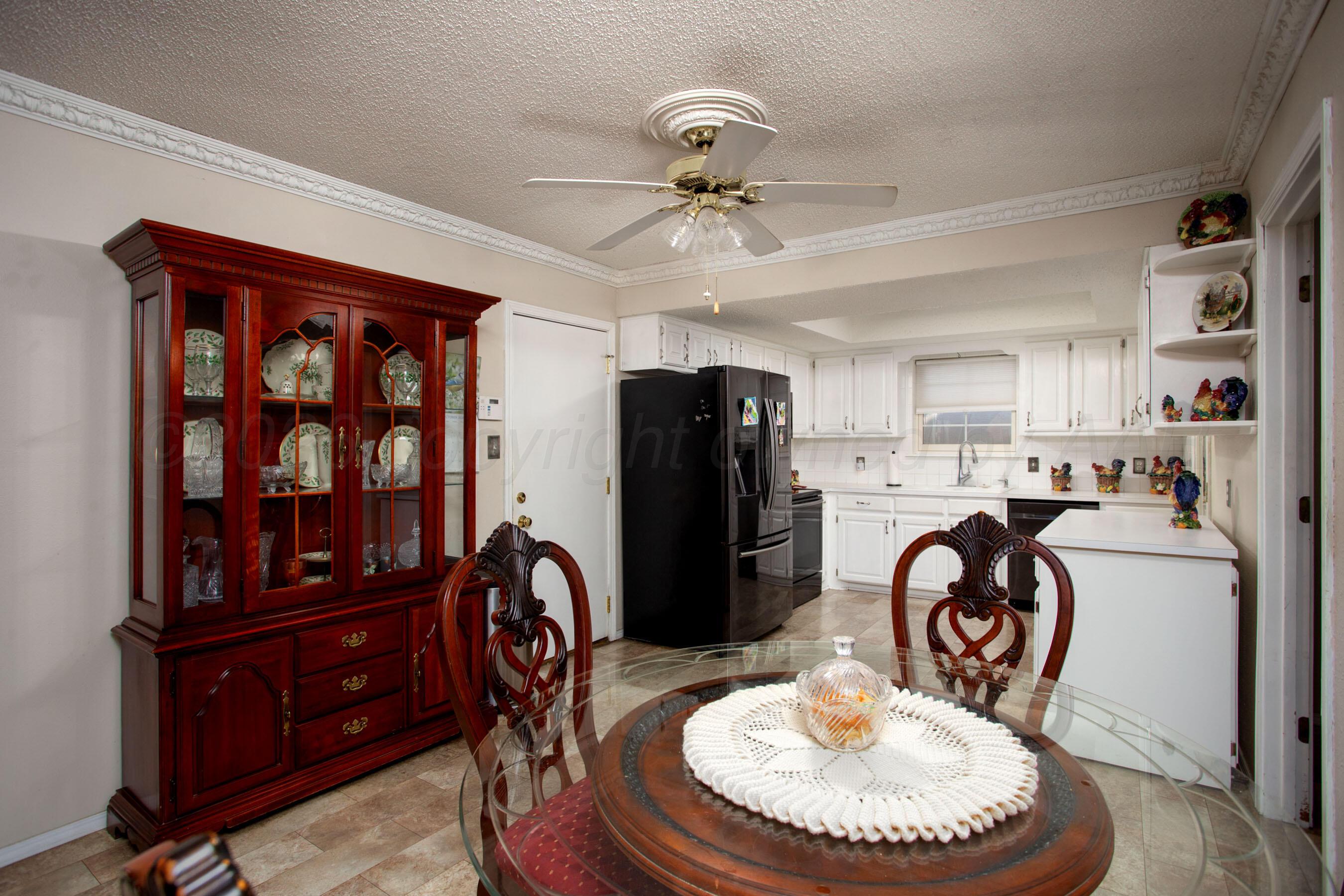 1100 Montclair Drive Property Photo 3