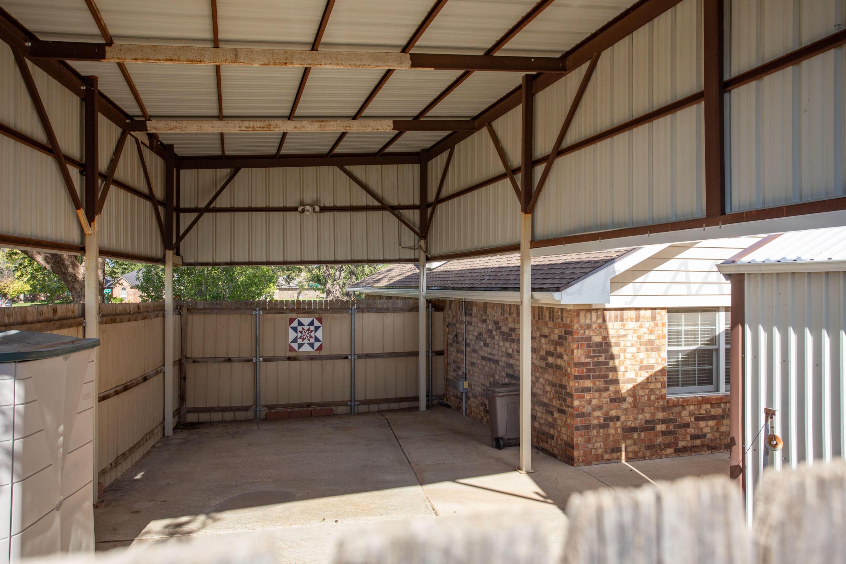 1100 Montclair Drive Property Photo 10