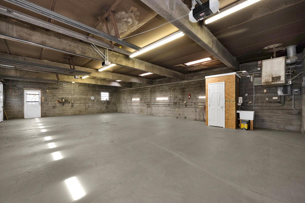 707 S Arthur Street Property Photo 7