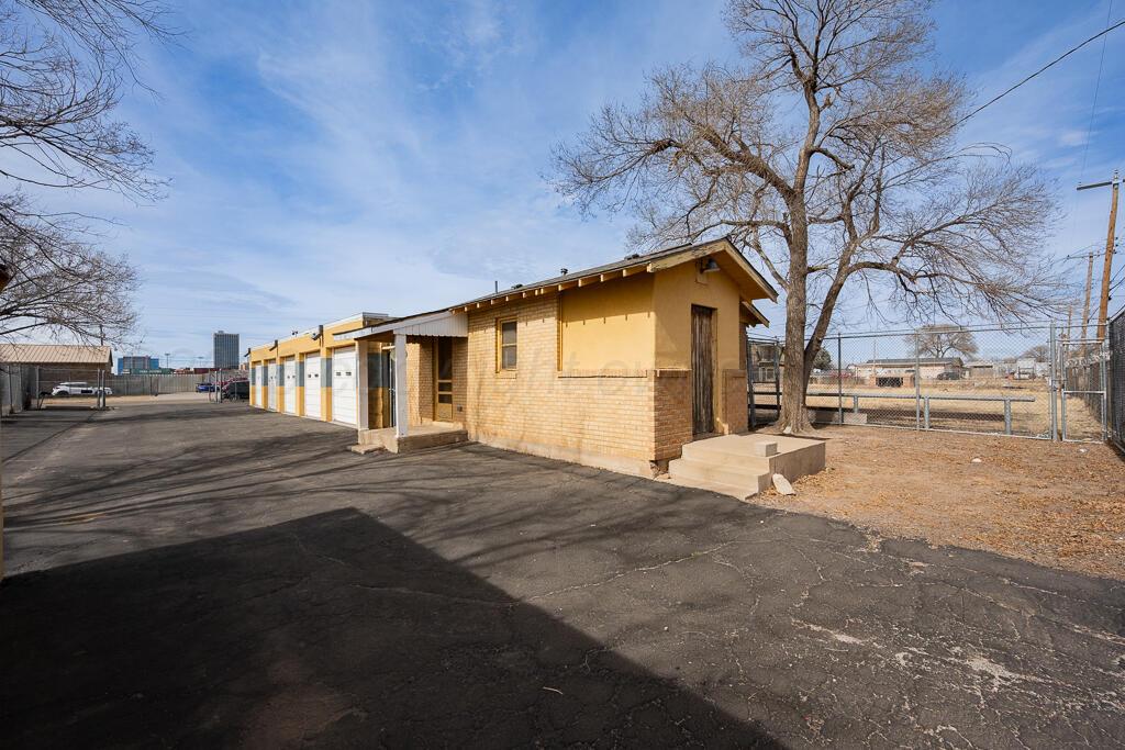707 S Arthur Street Property Photo 12