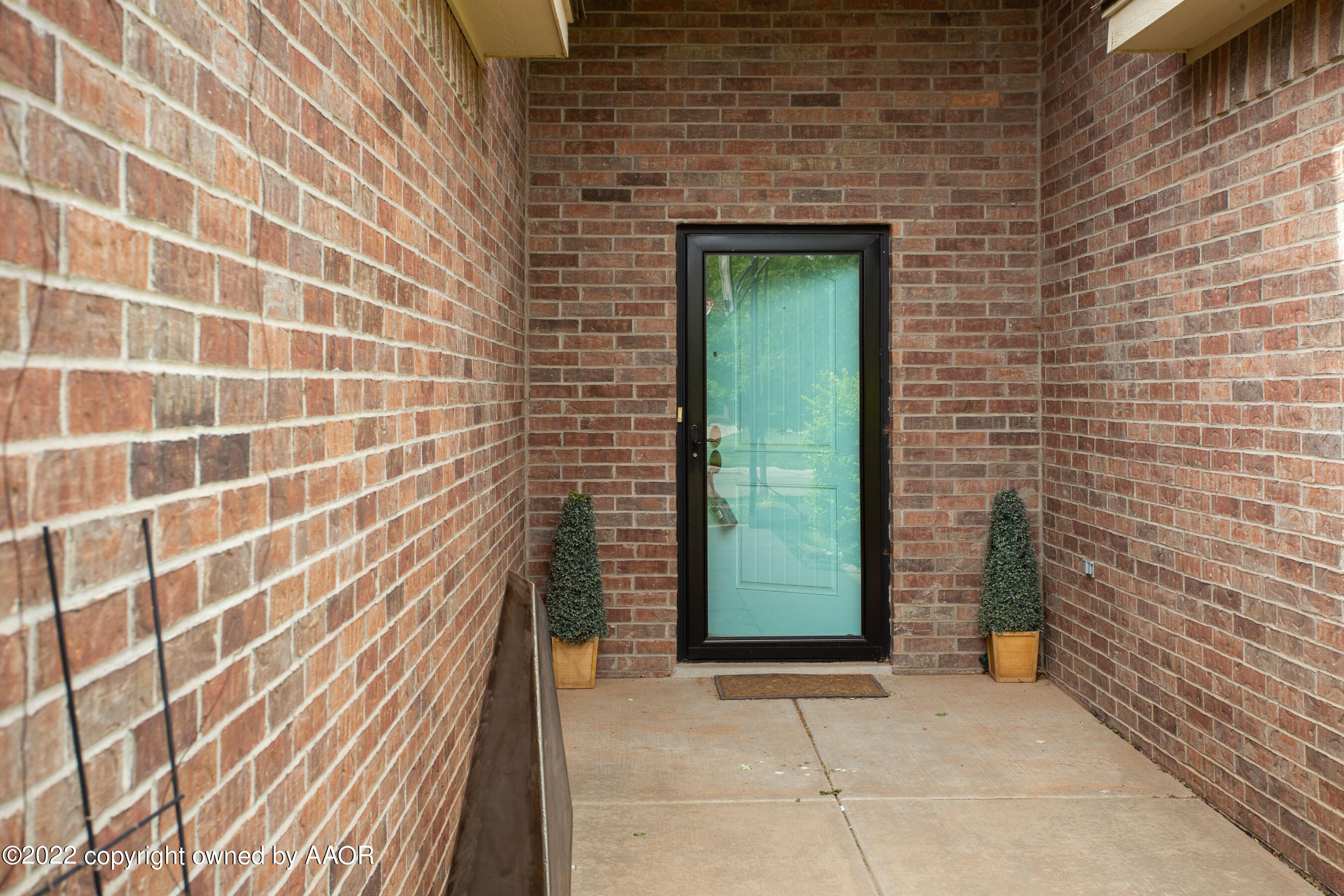 9315 Orry Avenue Property Photo 2