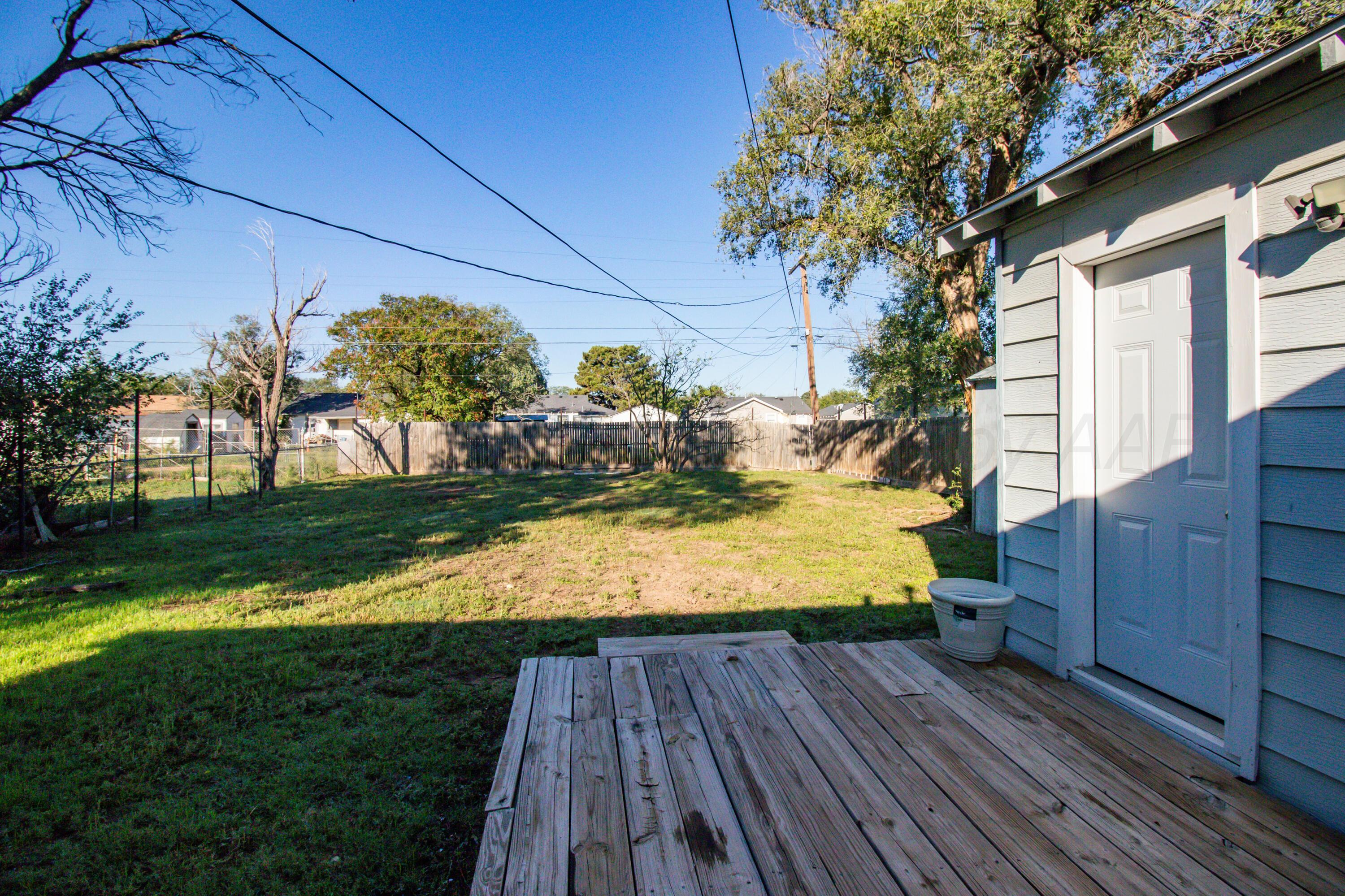 4004 S Hughes Street Property Photo 21