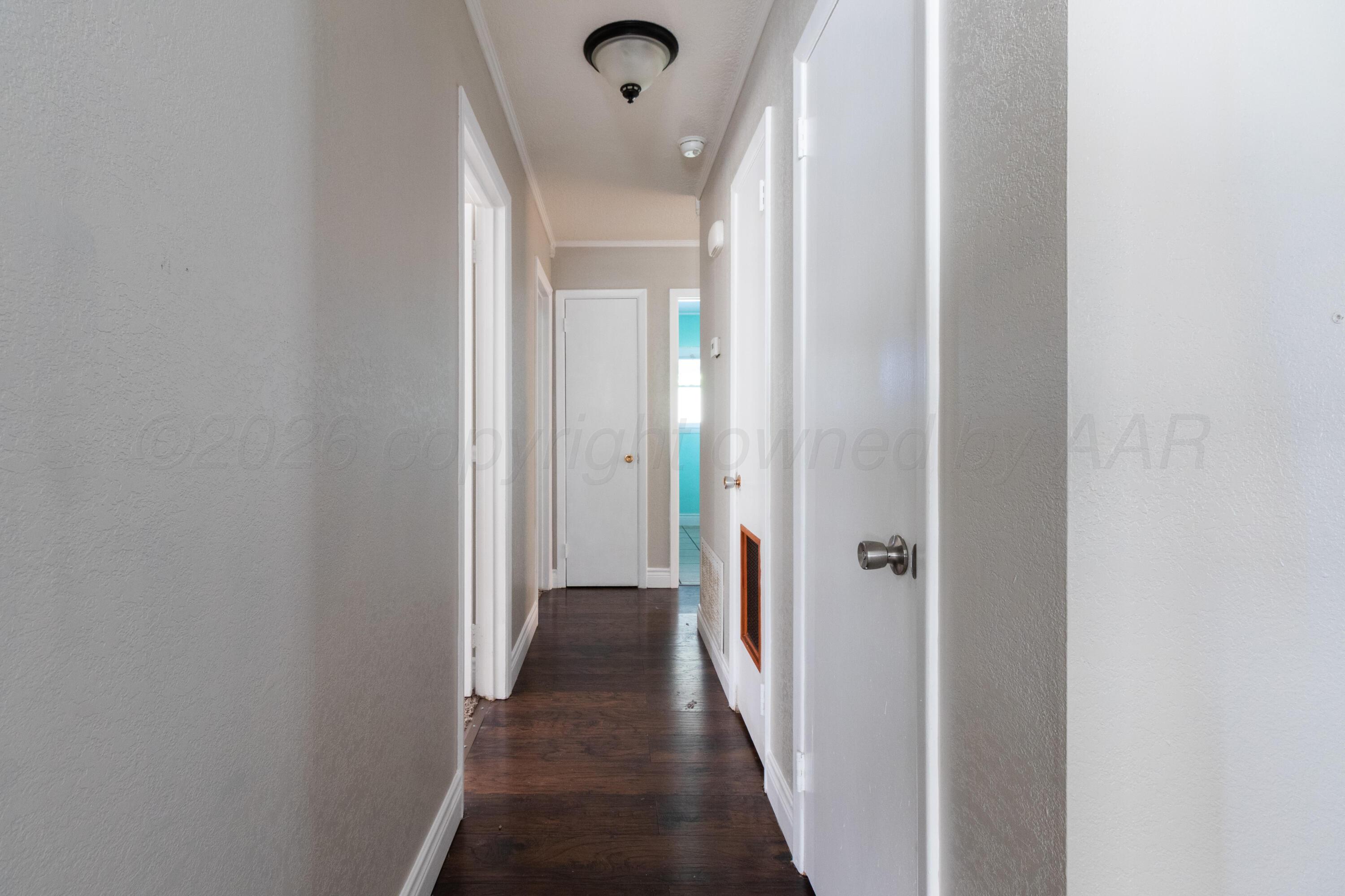 2926 Dunaway Street Property Photo 12