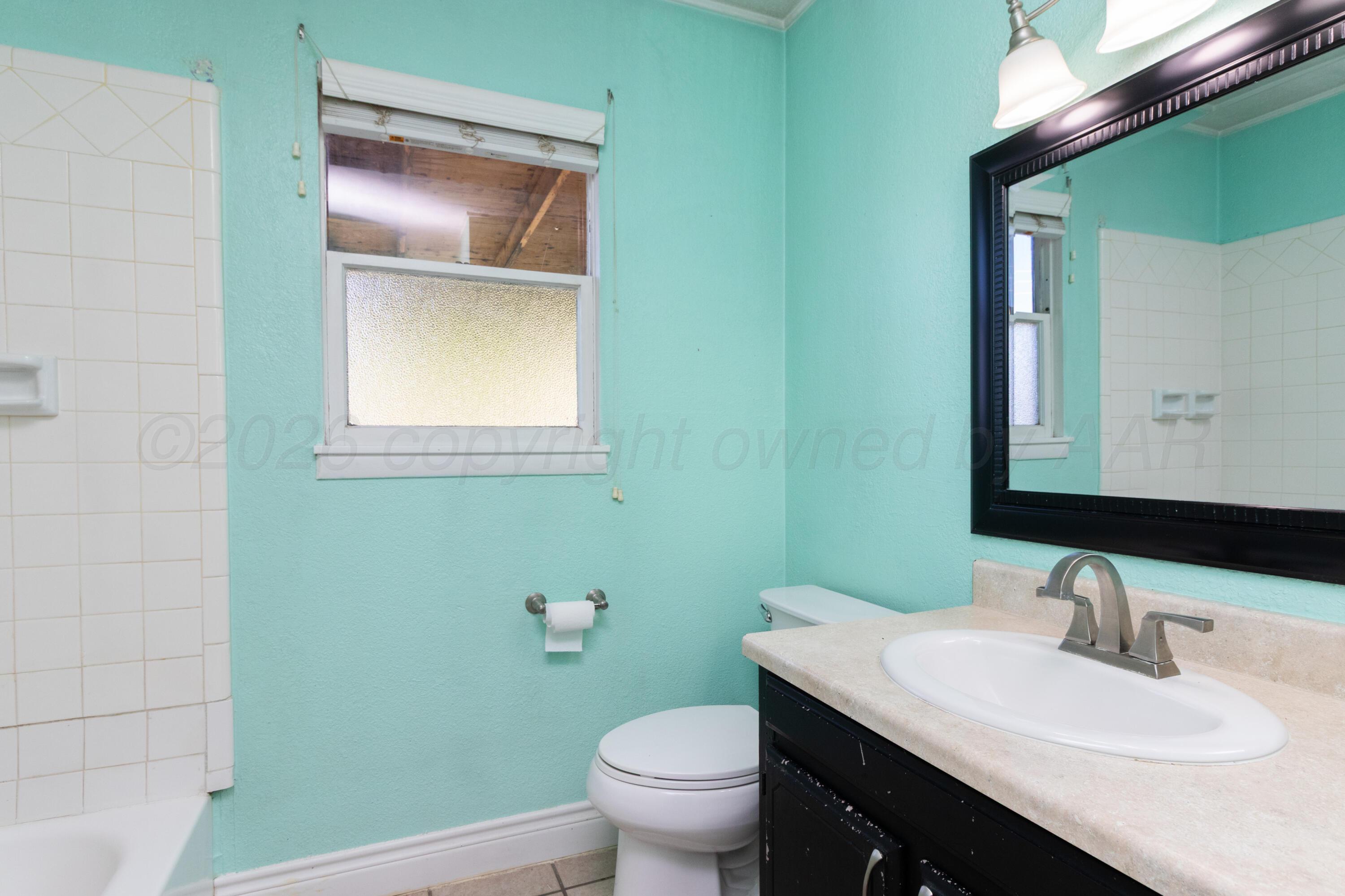 2926 Dunaway Street Property Photo 13