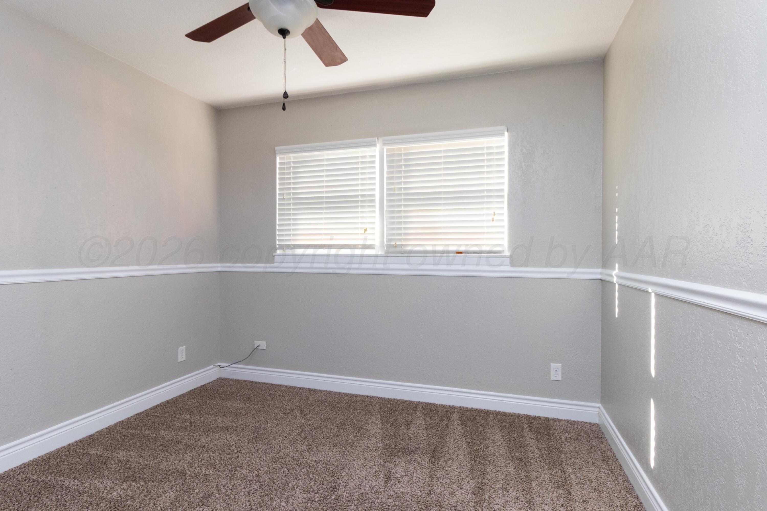 2926 Dunaway Street Property Photo 17