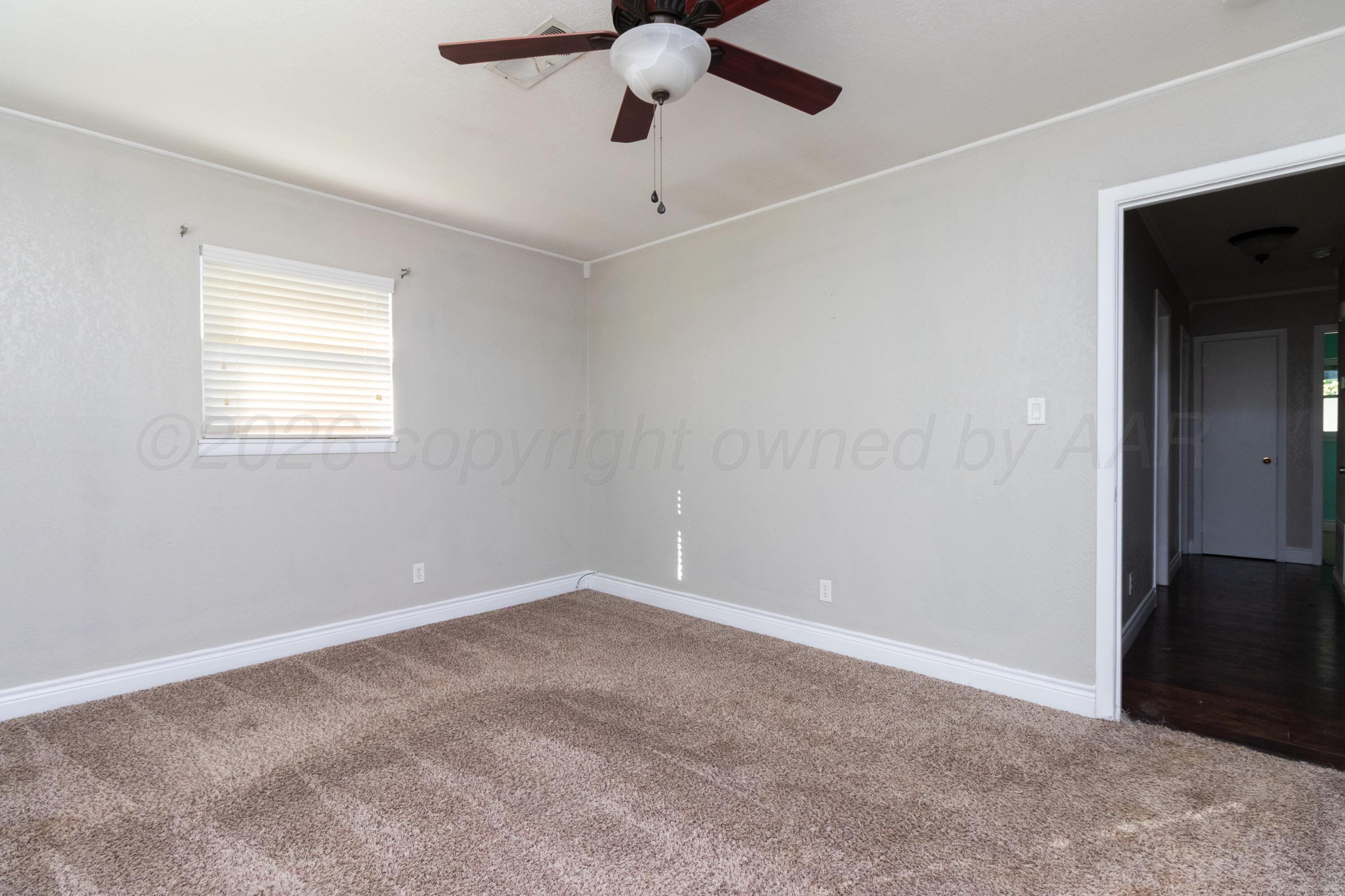 2926 Dunaway Street Property Photo 21