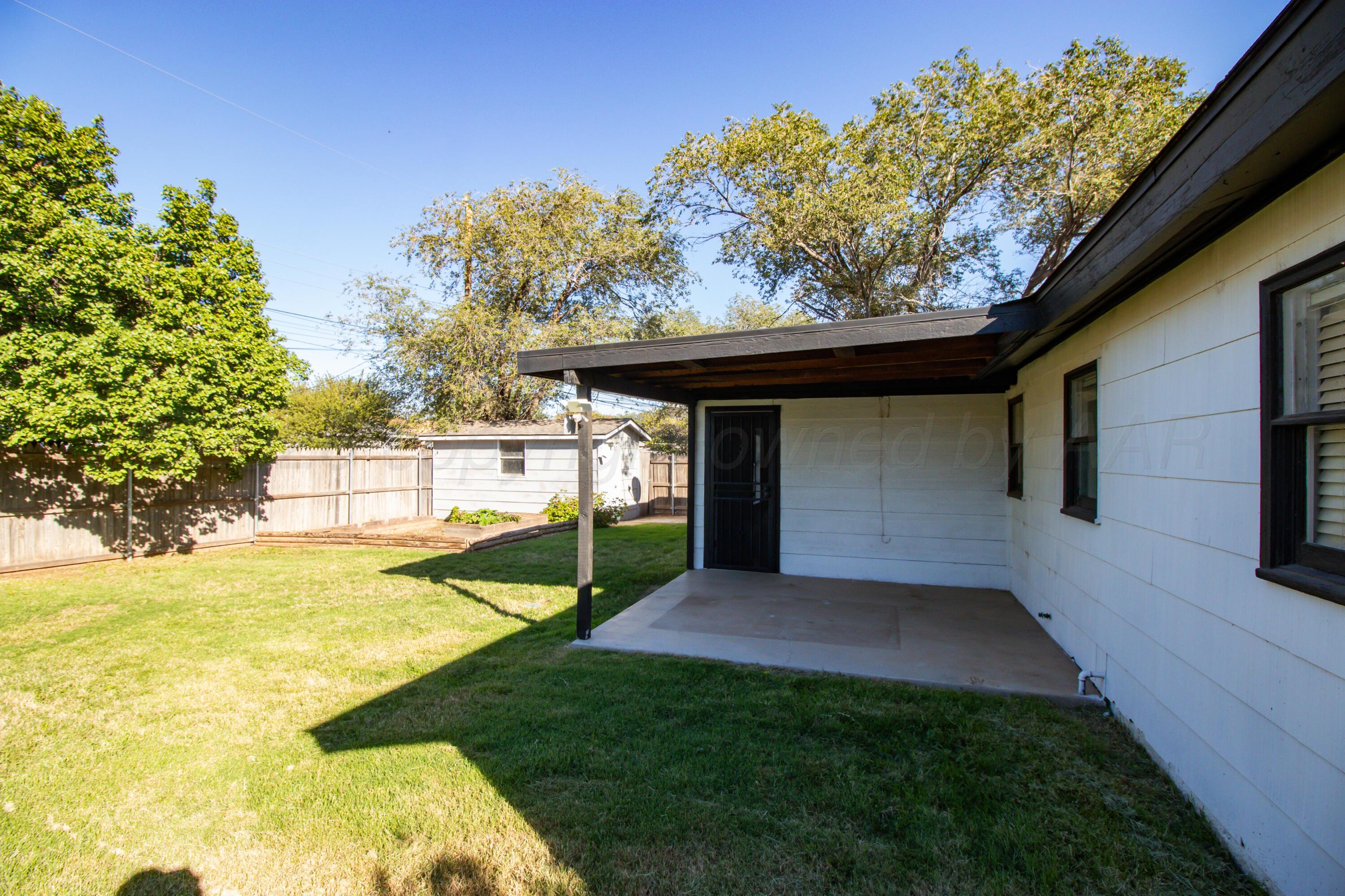 2926 Dunaway Street Property Photo 25