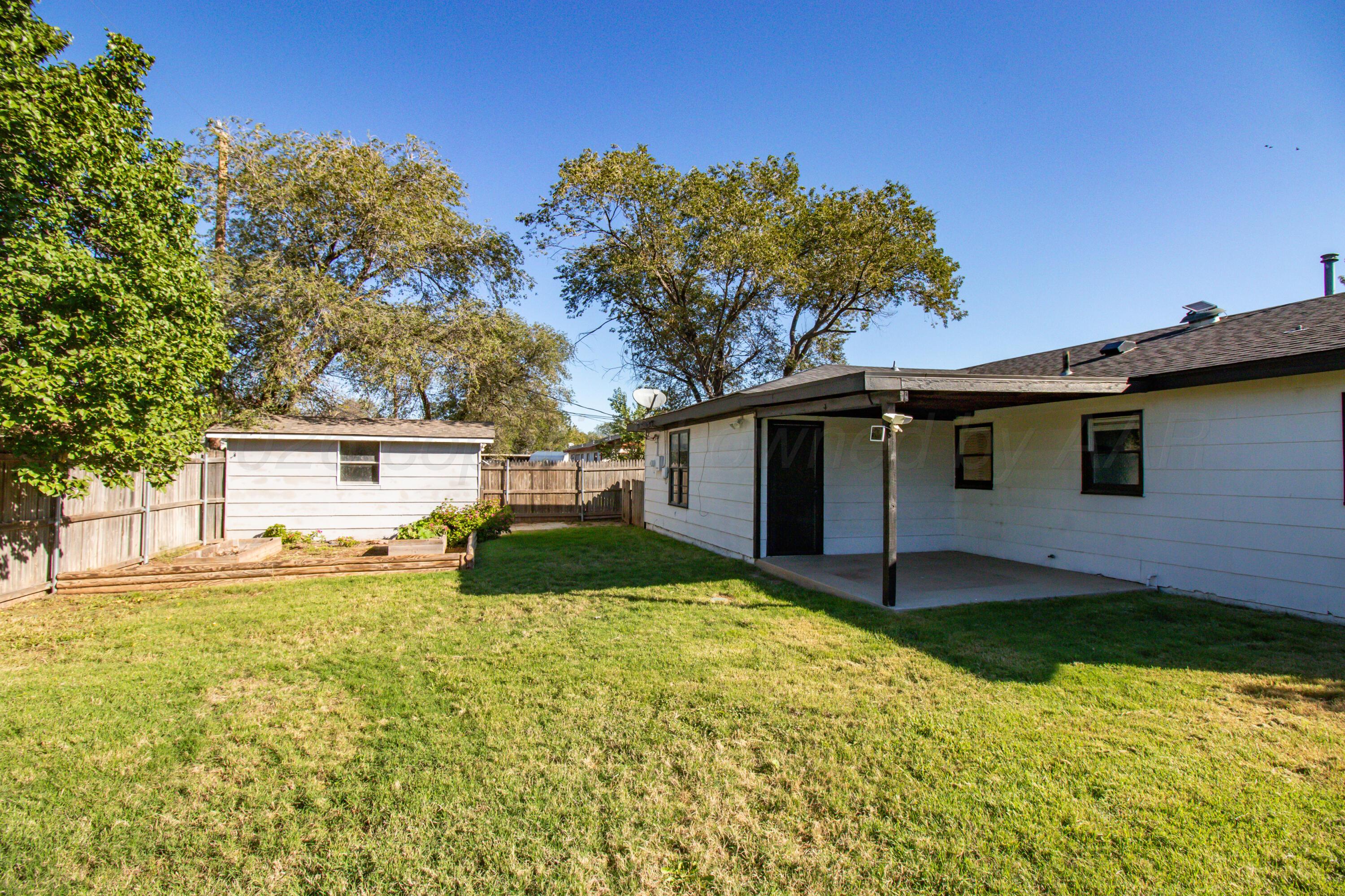 2926 Dunaway Street Property Photo 26