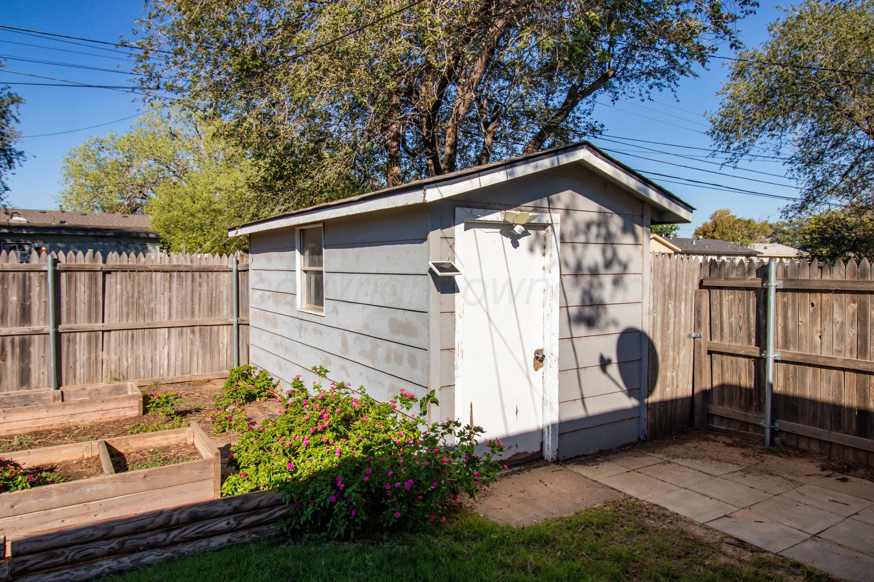 2926 Dunaway Street Property Photo 28