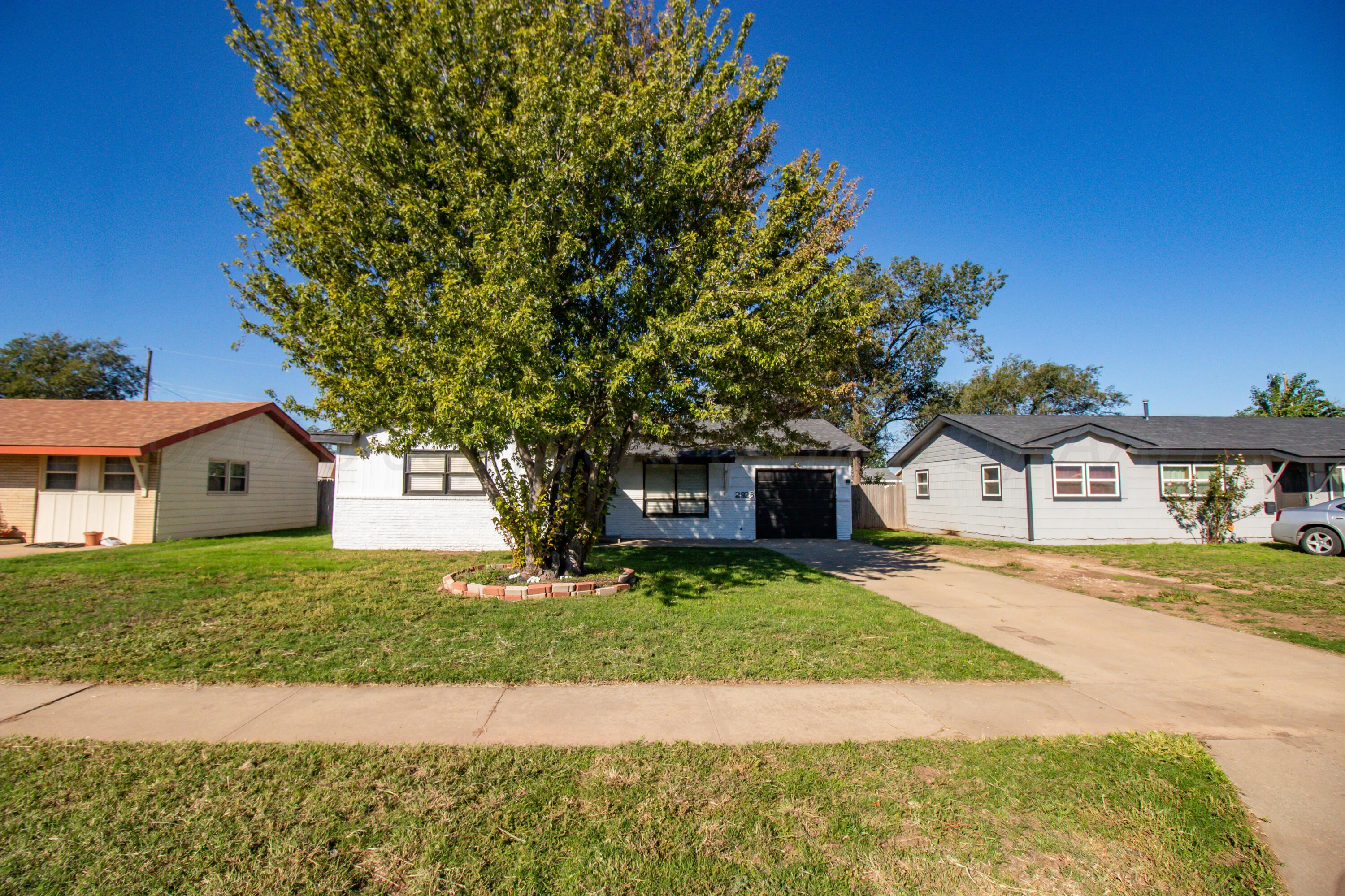 2926 Dunaway Street Property Photo 31