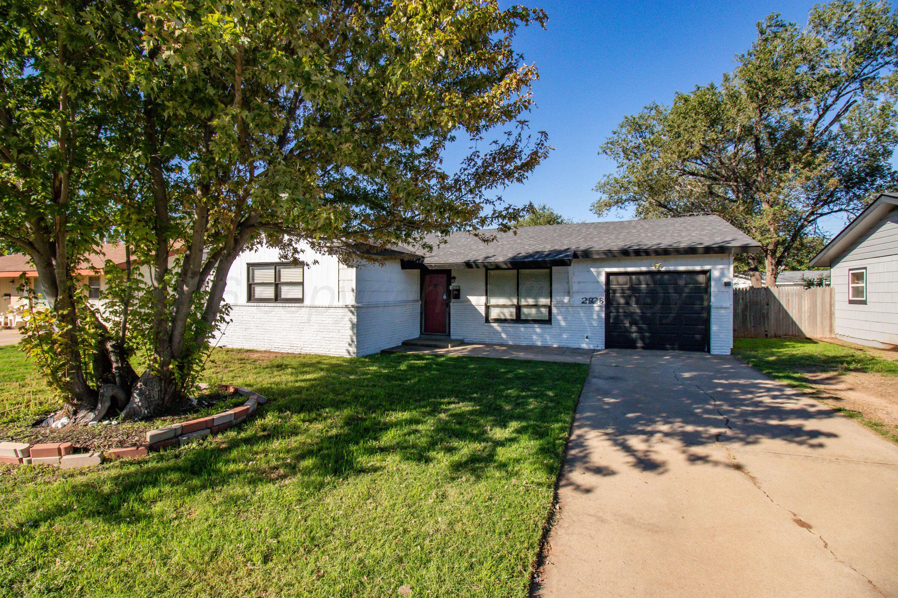 2926 Dunaway Street Property Photo 33