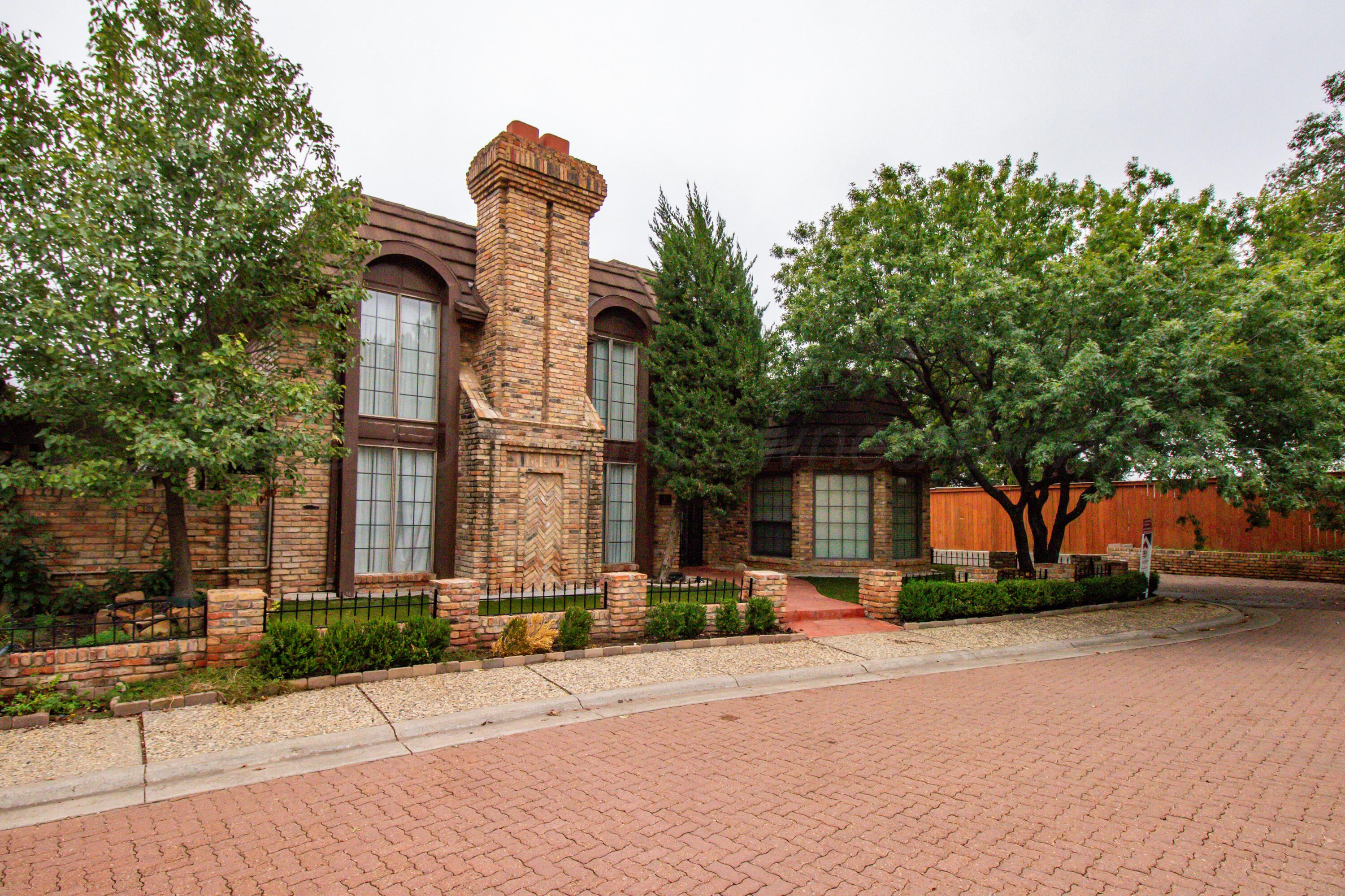 17 Quadrille Street Property Photo 2