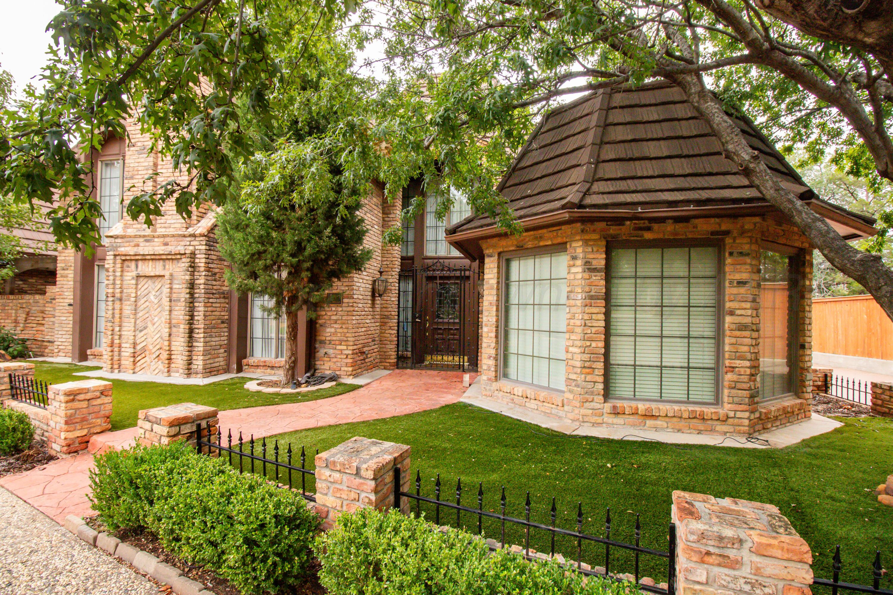 17 Quadrille Street Property Photo 4