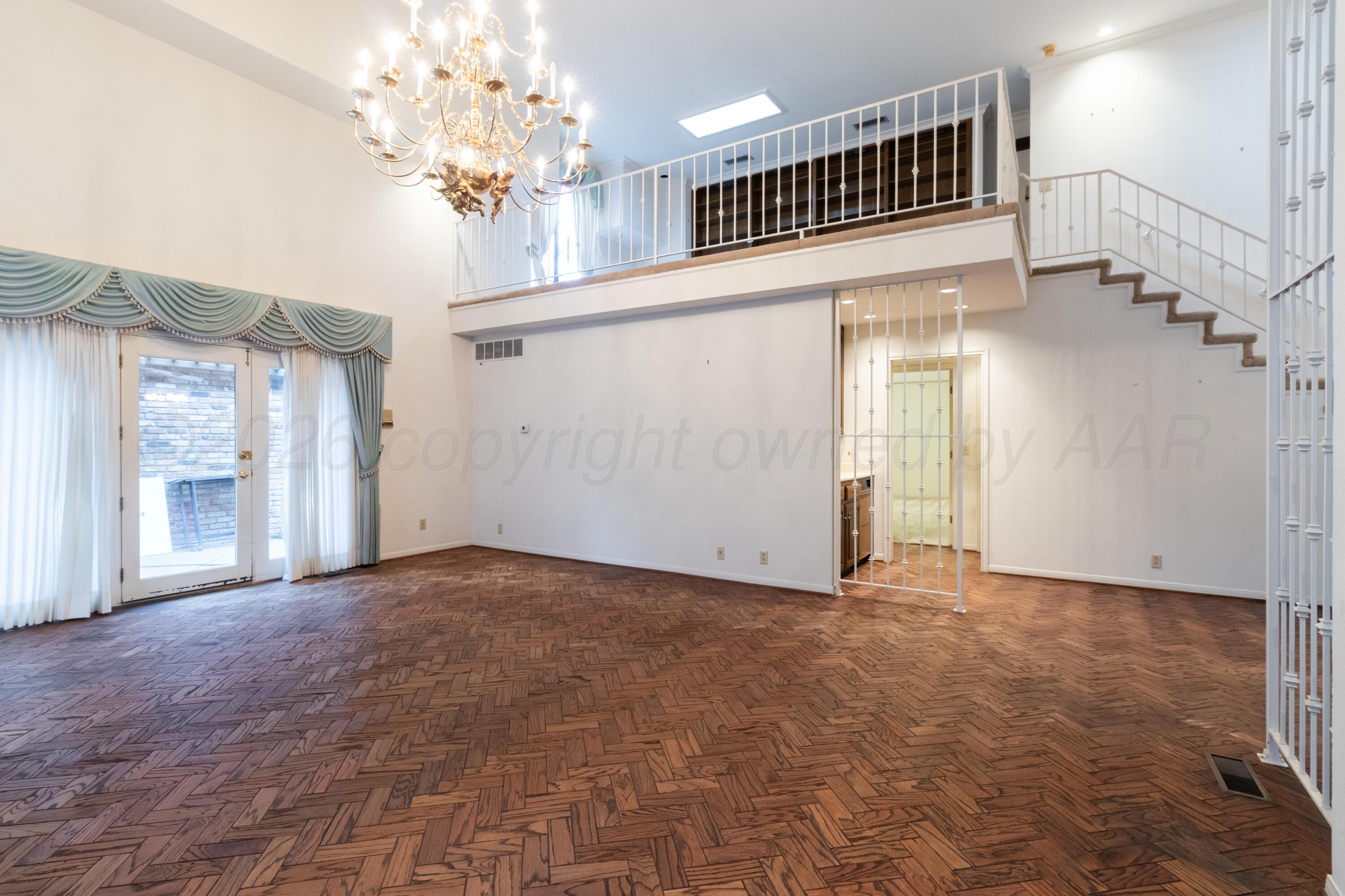 17 Quadrille Street Property Photo 8