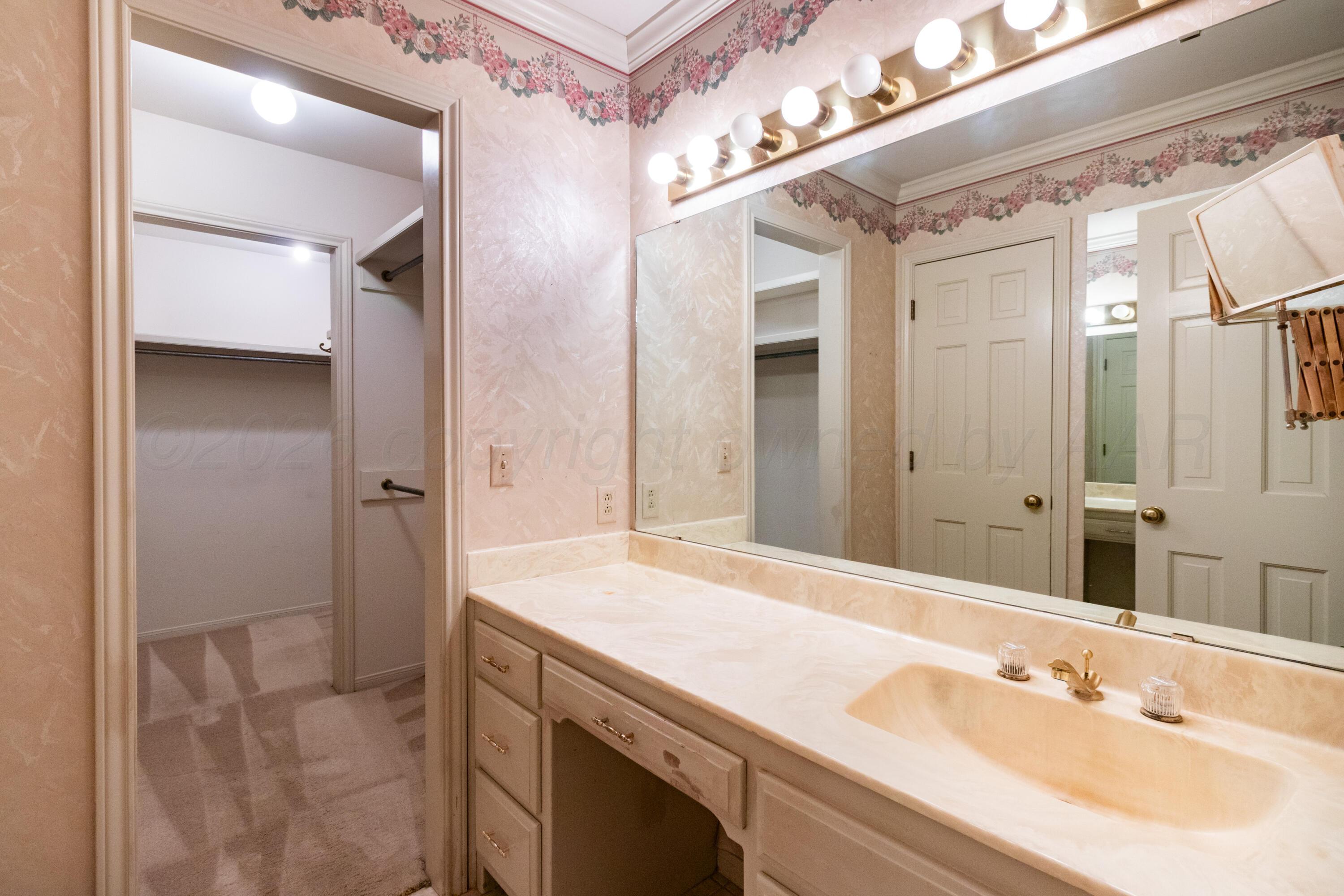 17 Quadrille Street Property Photo 19