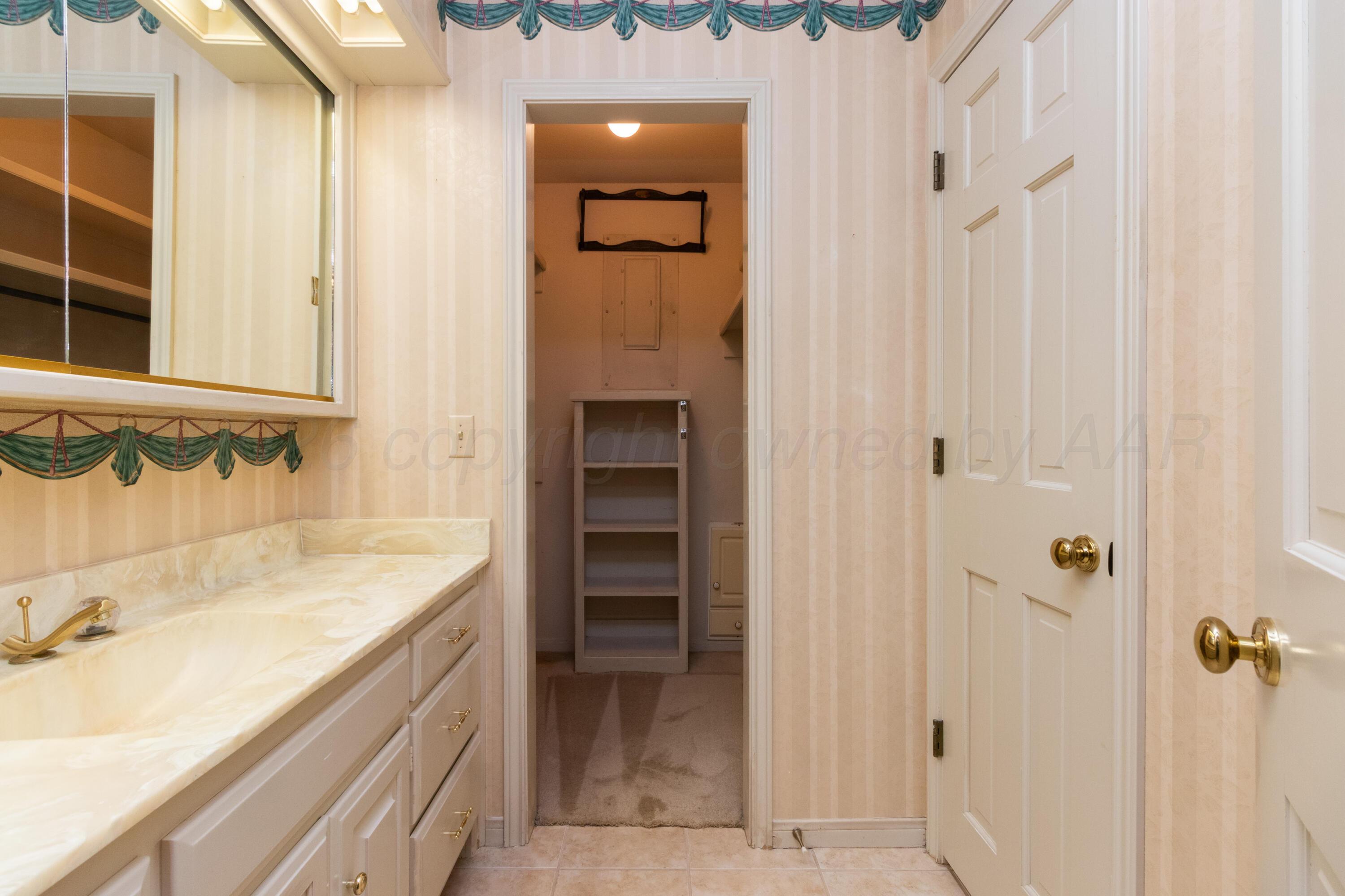 17 Quadrille Street Property Photo 26