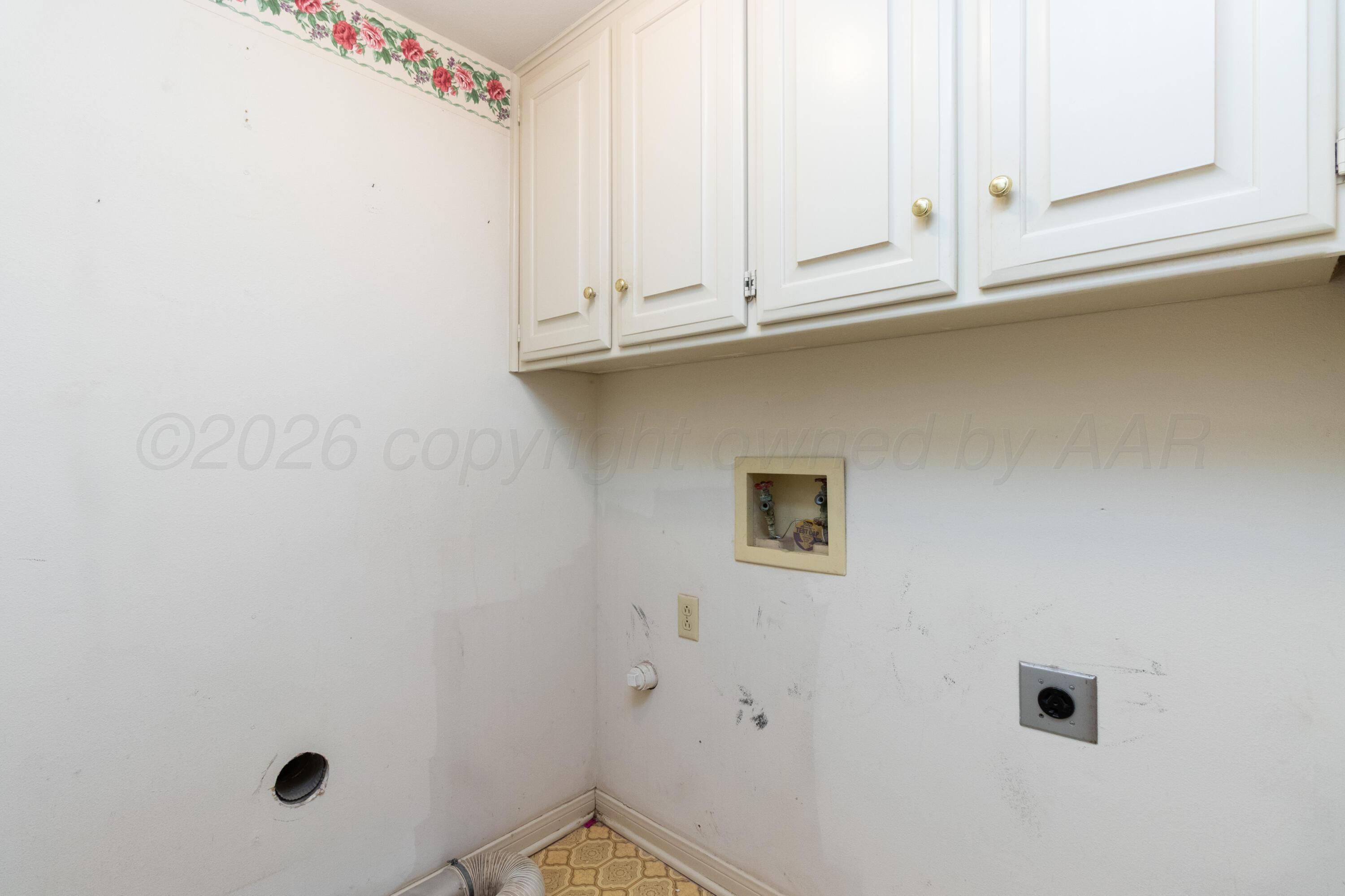 17 Quadrille Street Property Photo 28