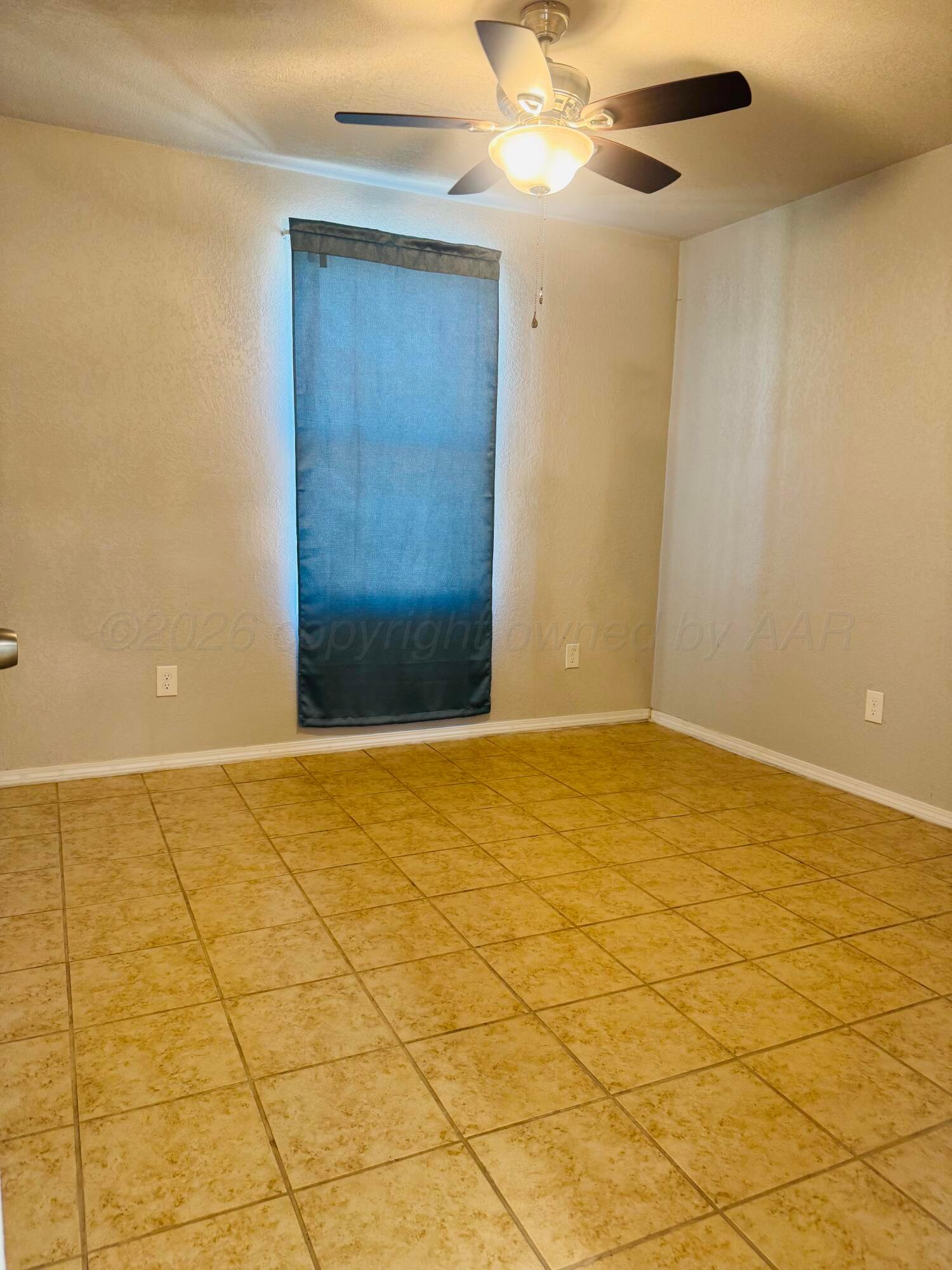 719 N Williams Street Property Photo 4