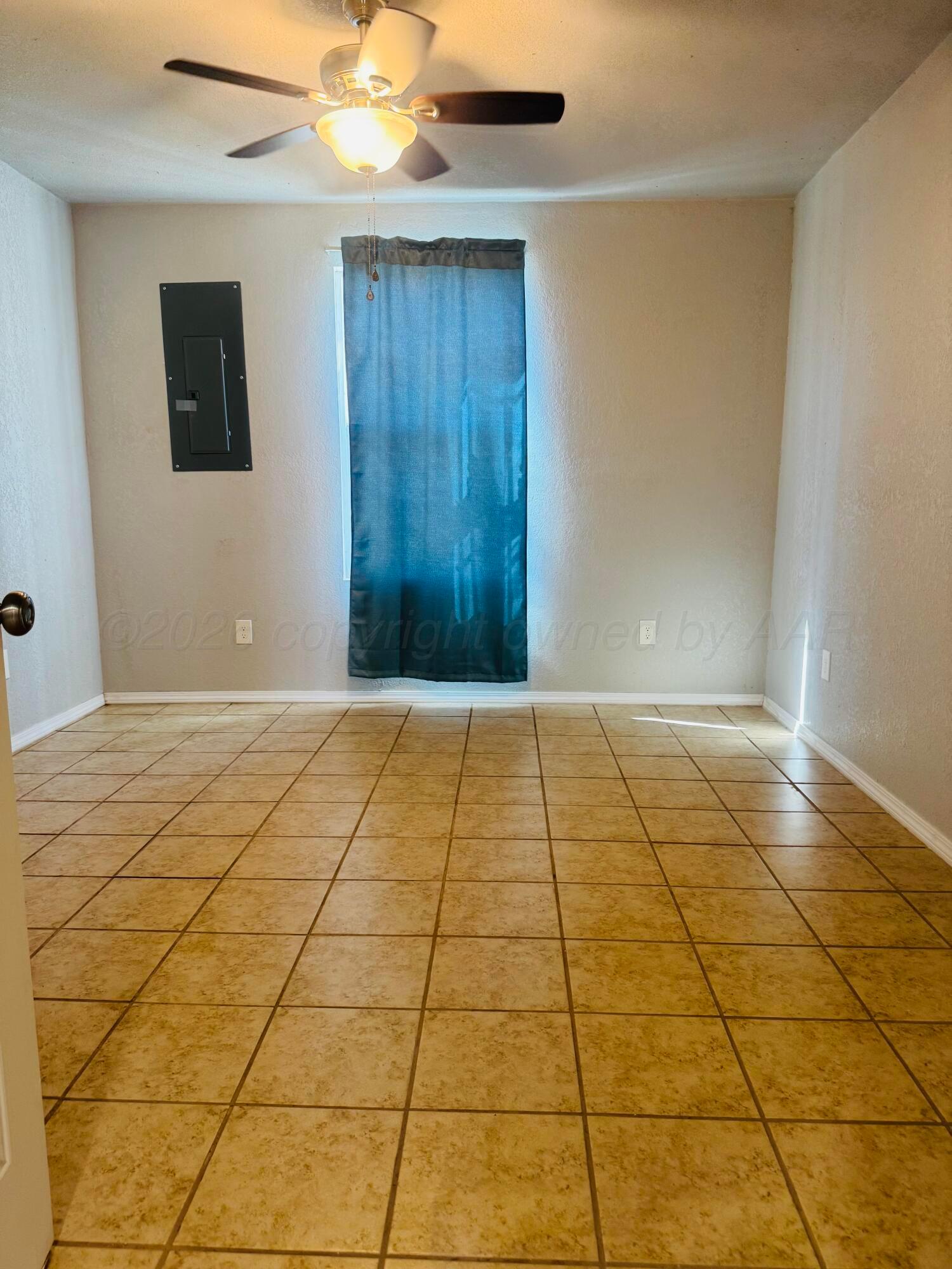 719 N Williams Street Property Photo 5