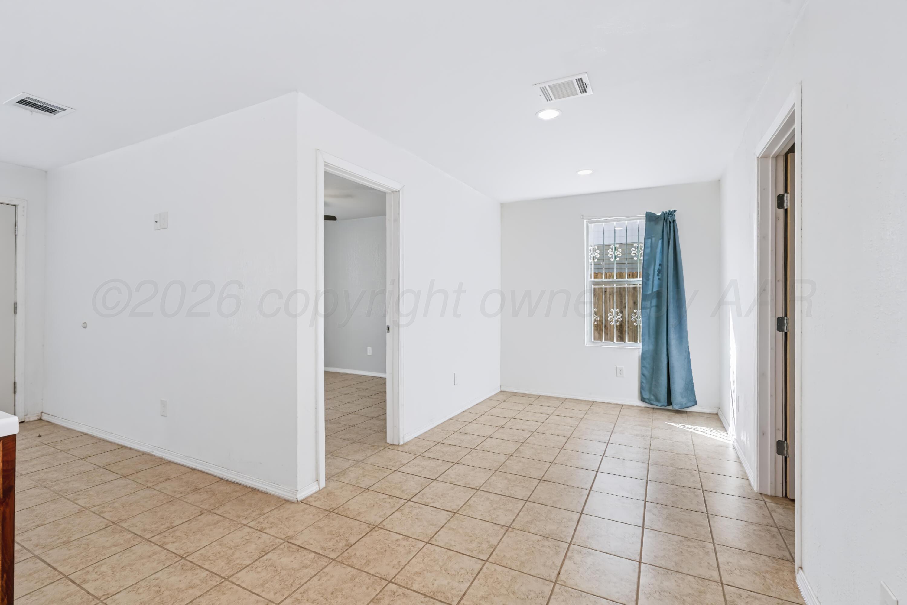 719 N Williams Street Property Photo 12