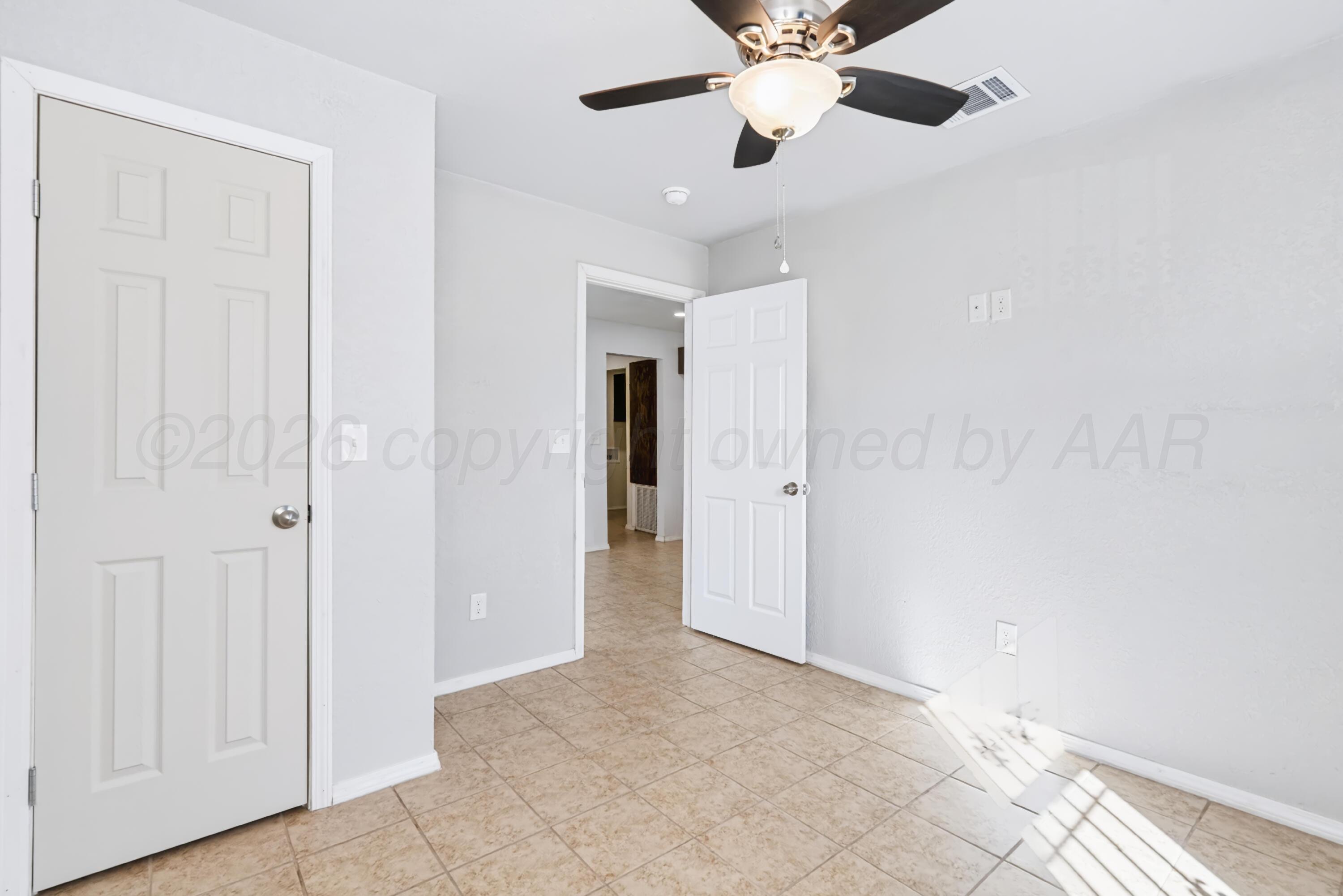 719 N Williams Street Property Photo 16