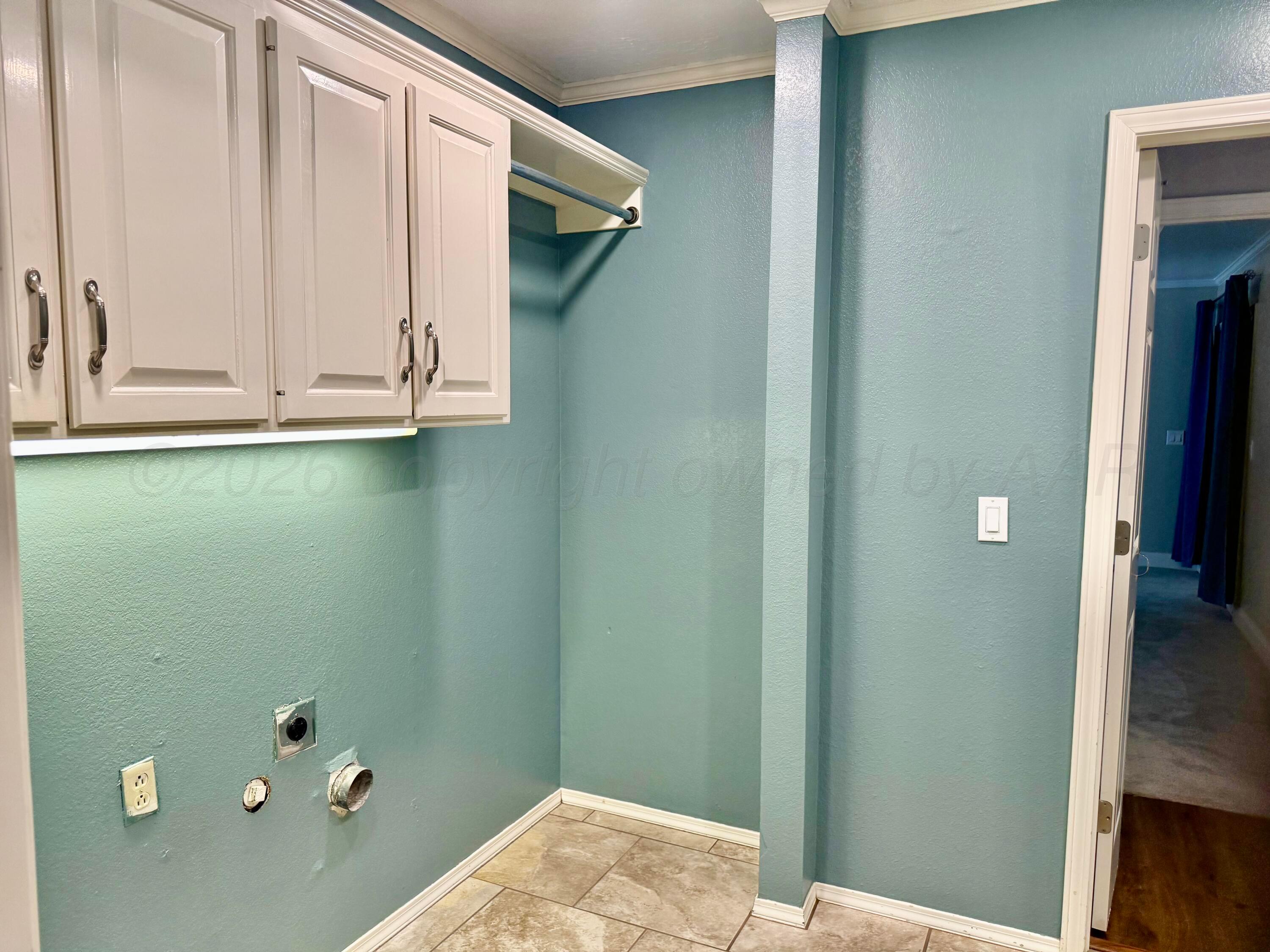 7715 Stuyvesant Avenue Property Photo 11