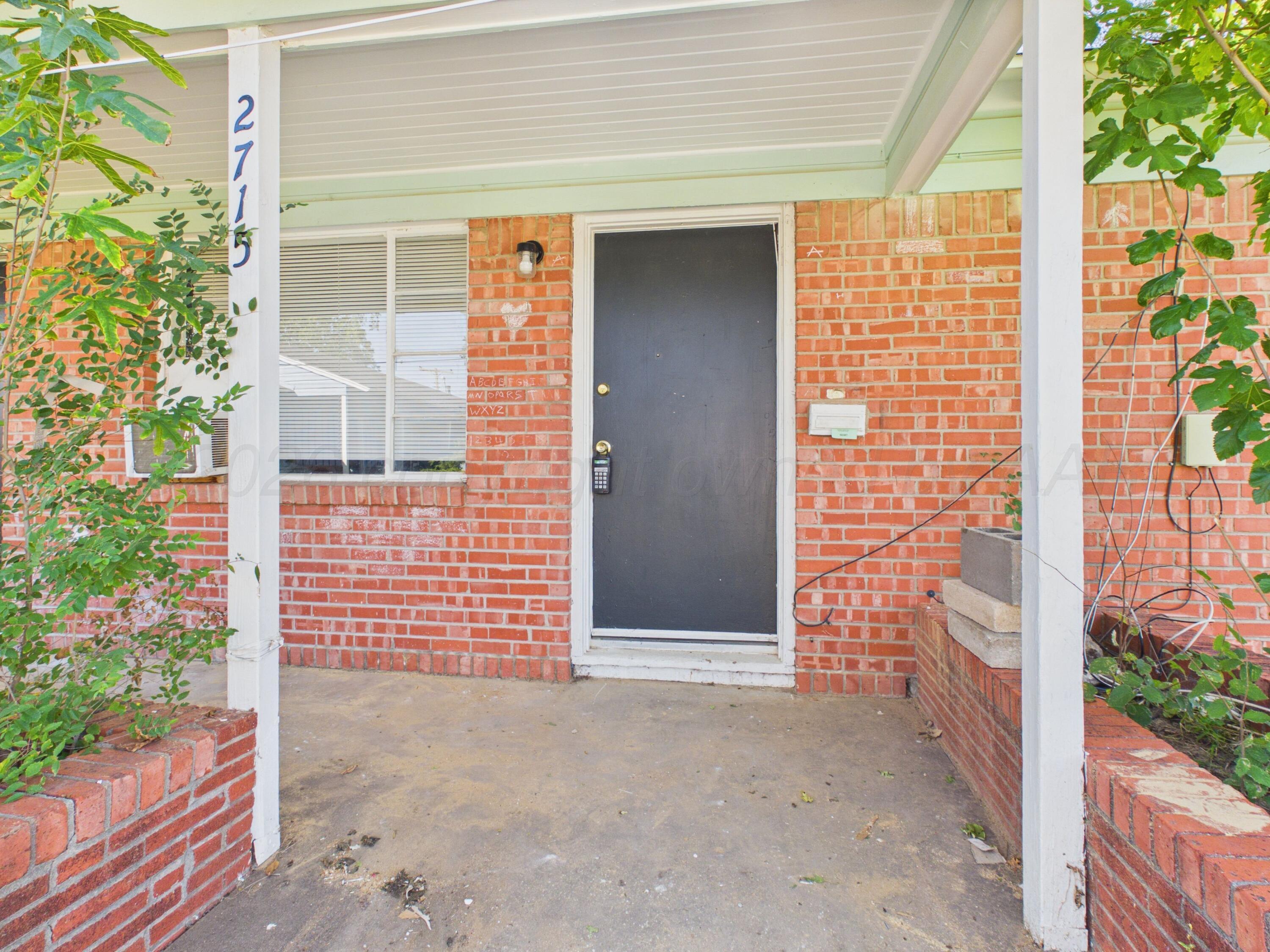 2715 Duncan Drive Property Photo 2