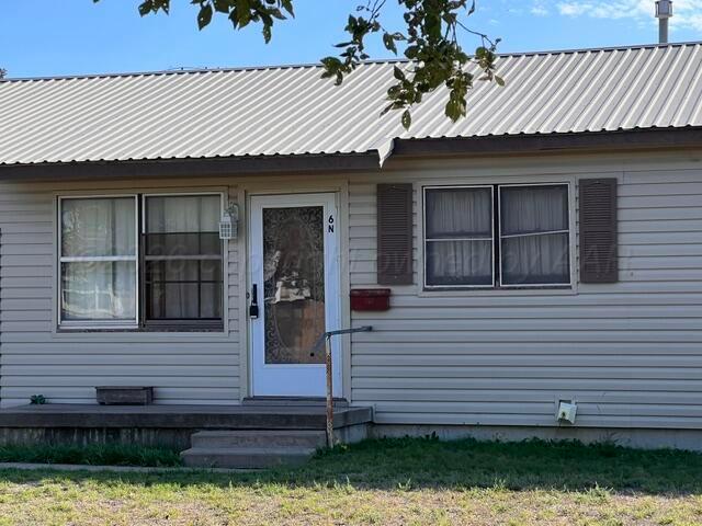 6 N Jefferson Street Property Photo 2