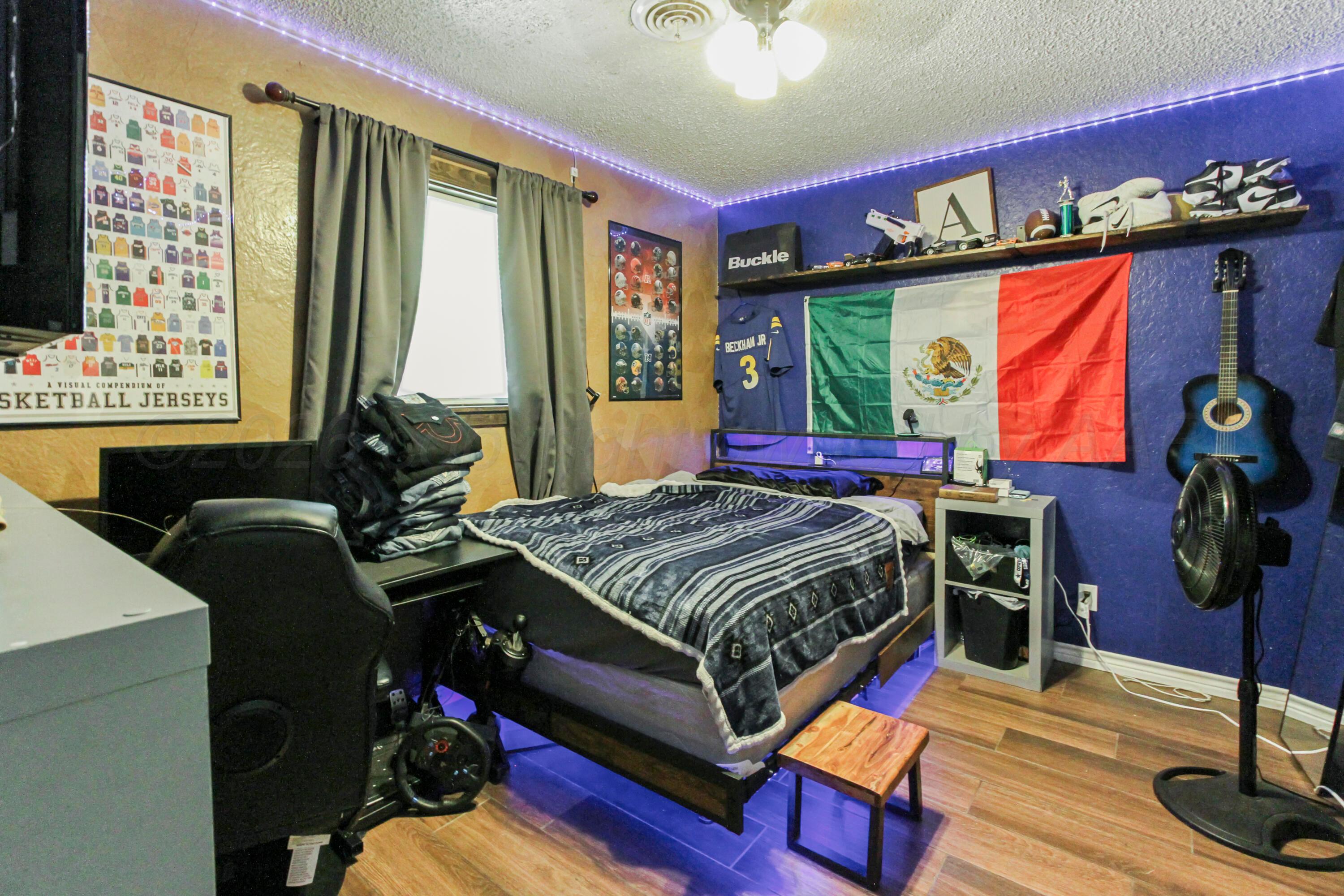 306 S Austin Street Property Photo 10