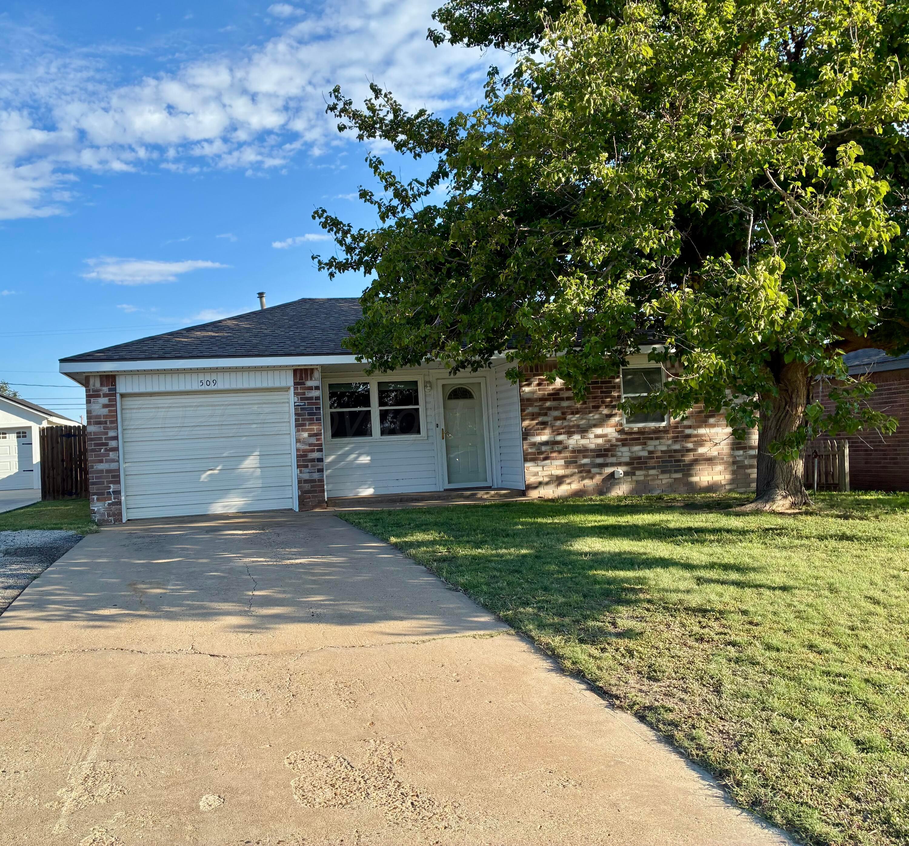 509 10th Avenue Property Photo 2