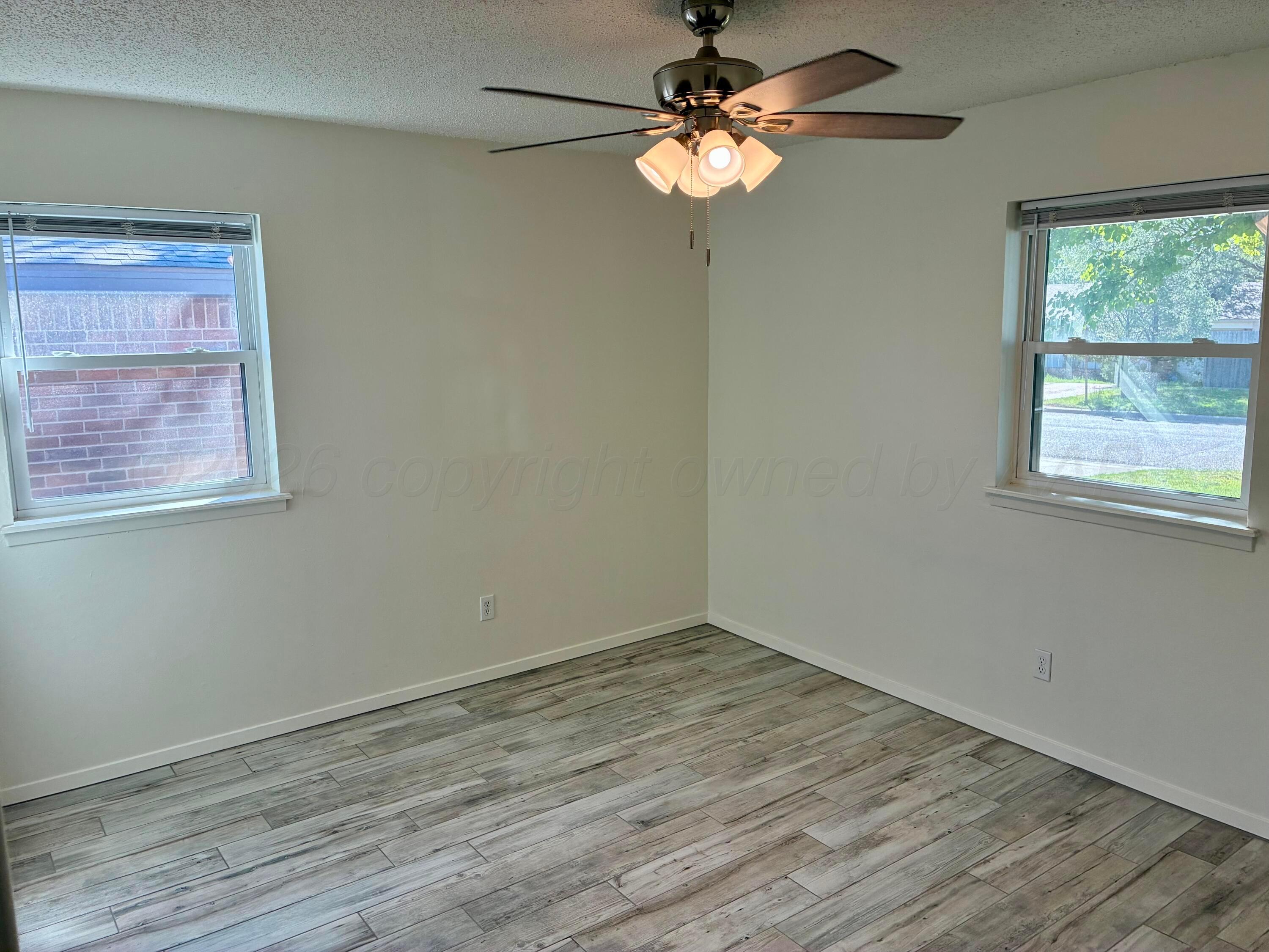 509 10th Avenue Property Photo 8