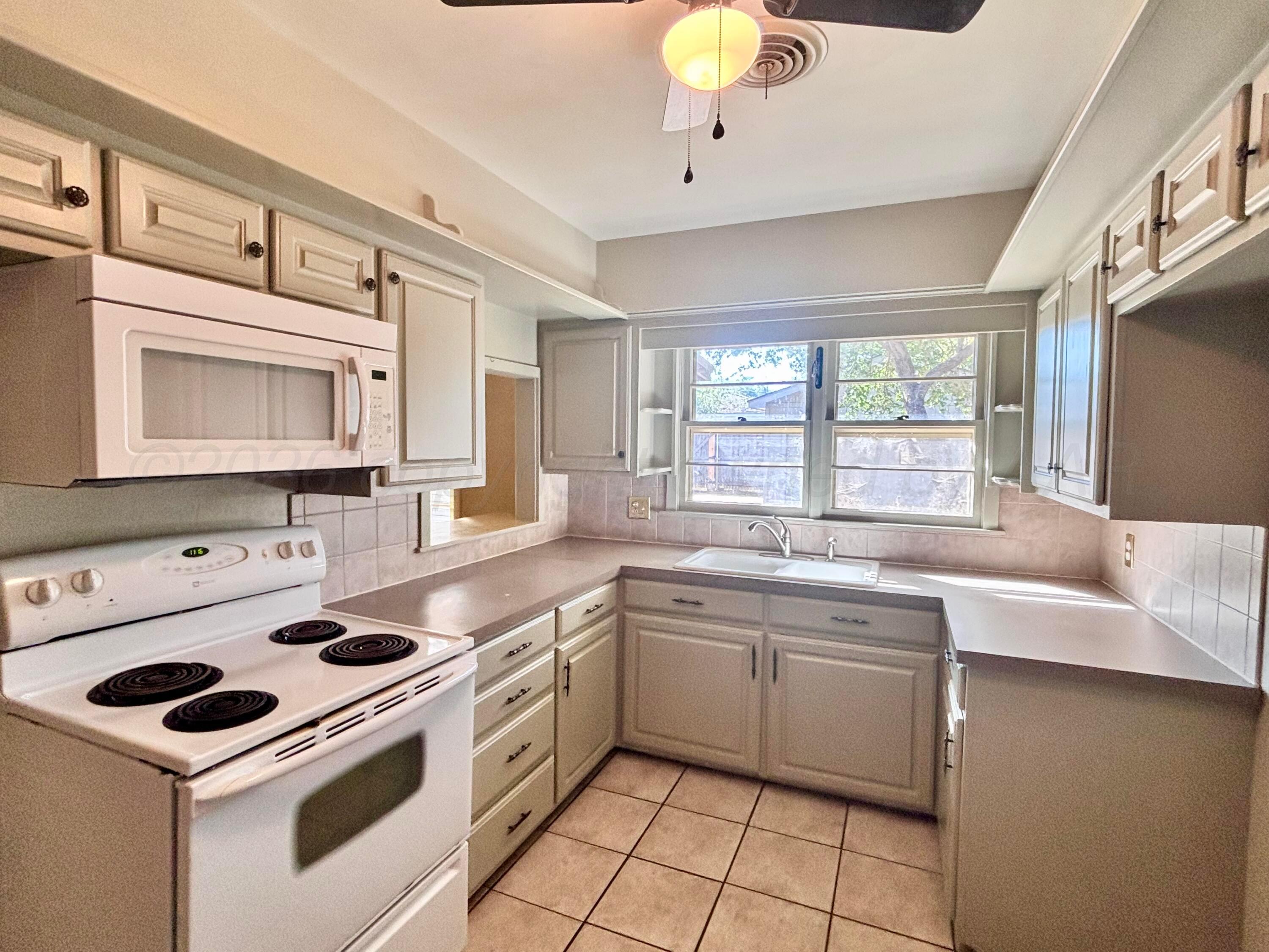 2913 Comanche Street Property Photo 7