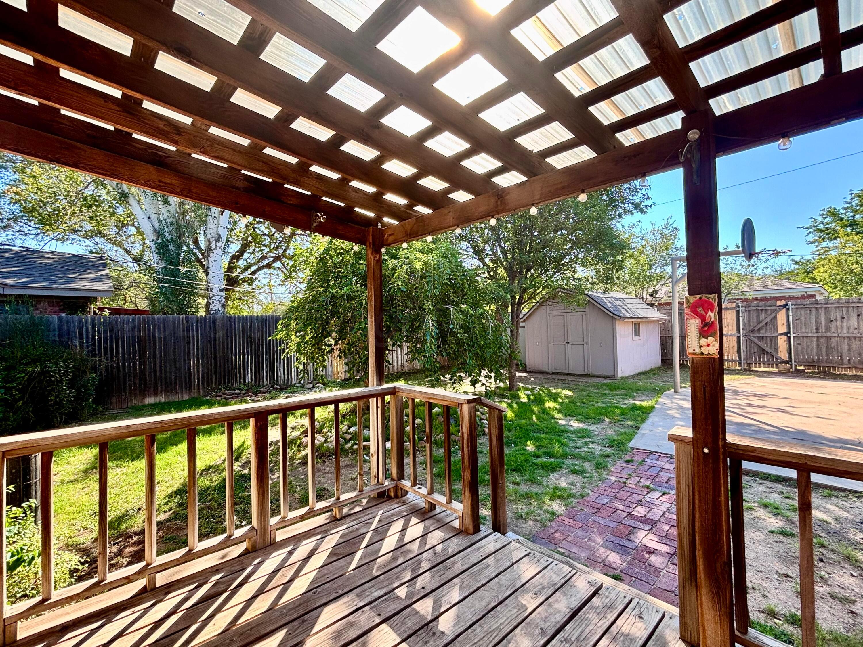 2913 Comanche Street Property Photo 18