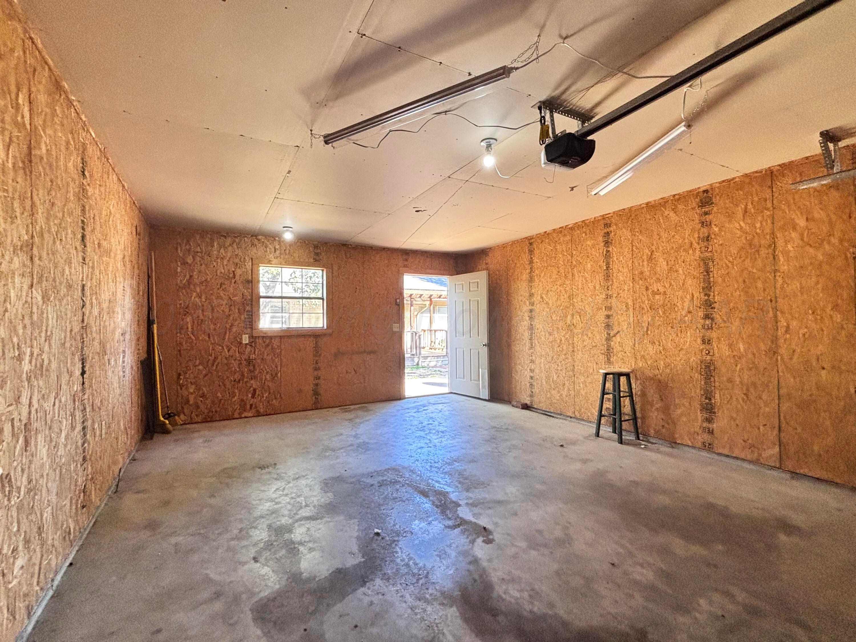 2913 Comanche Street Property Photo 21