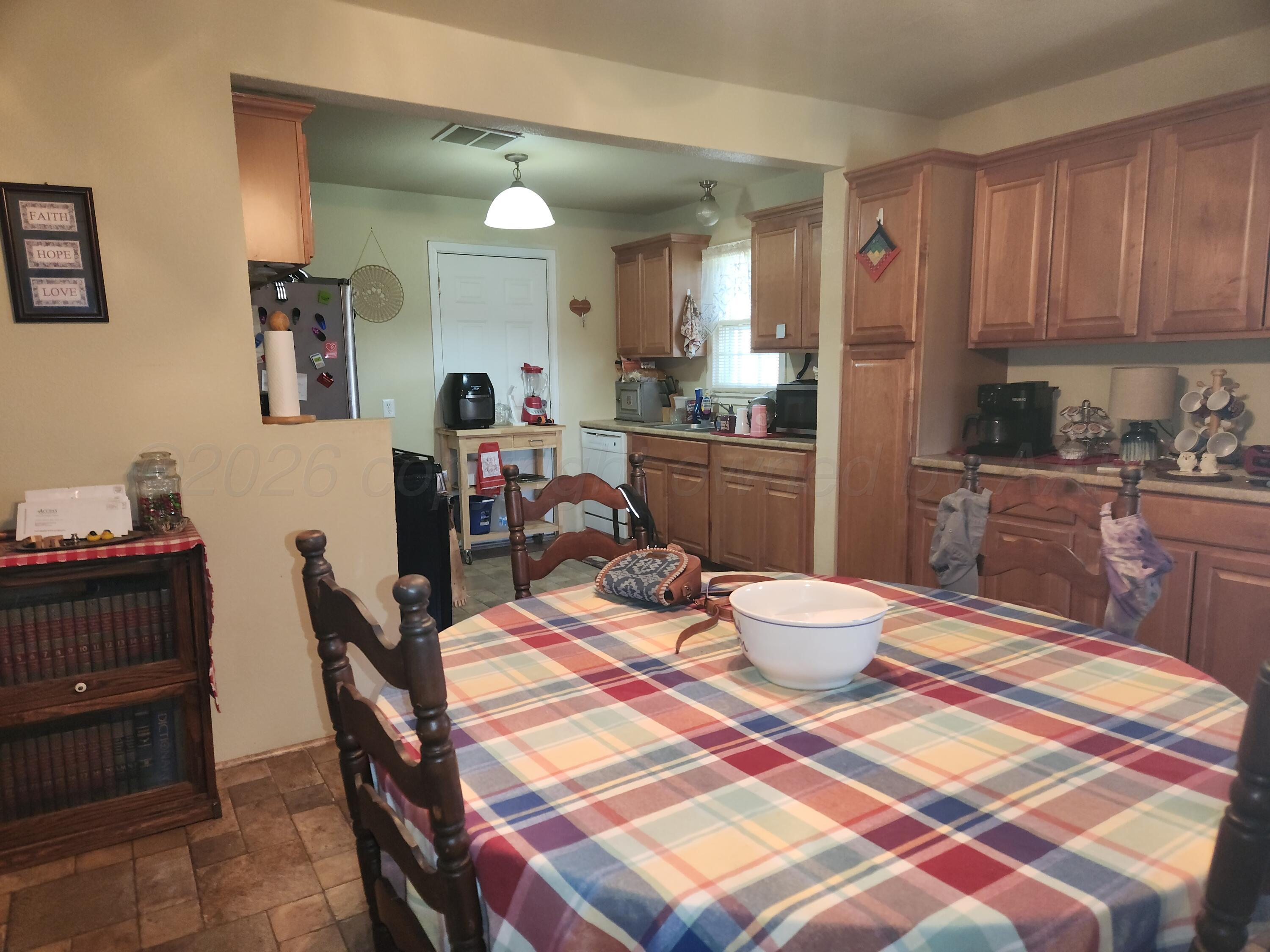 3303 S Tyler Street Property Photo 4
