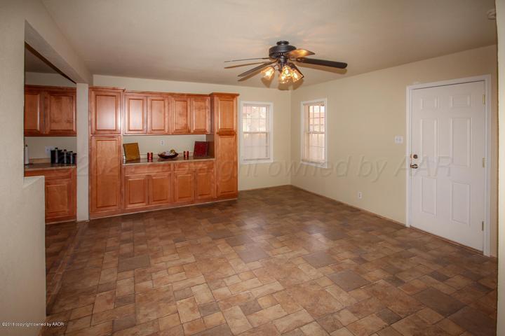 3303 S Tyler Street Property Photo 8