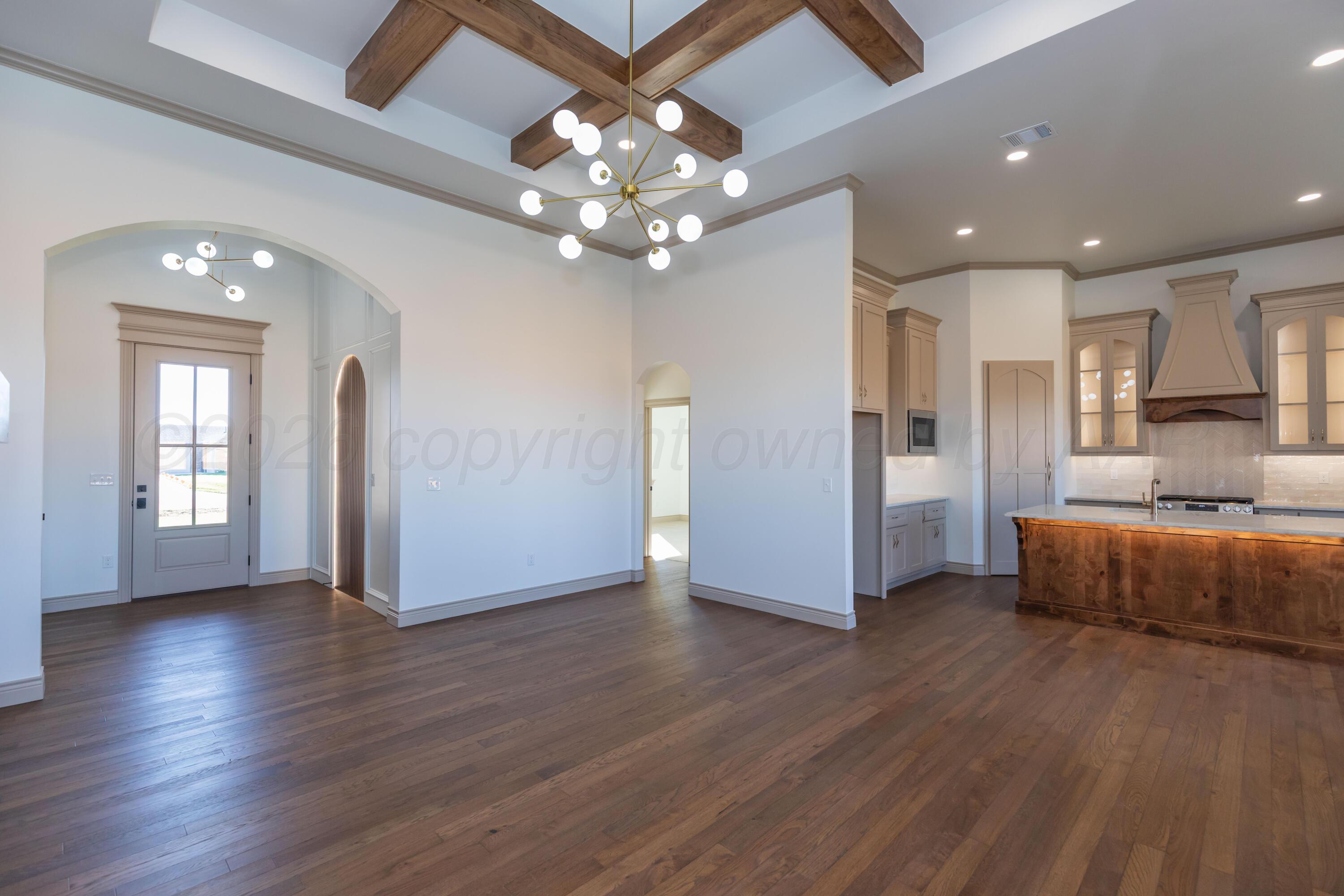 10040 Highland Springs Property Photo 10