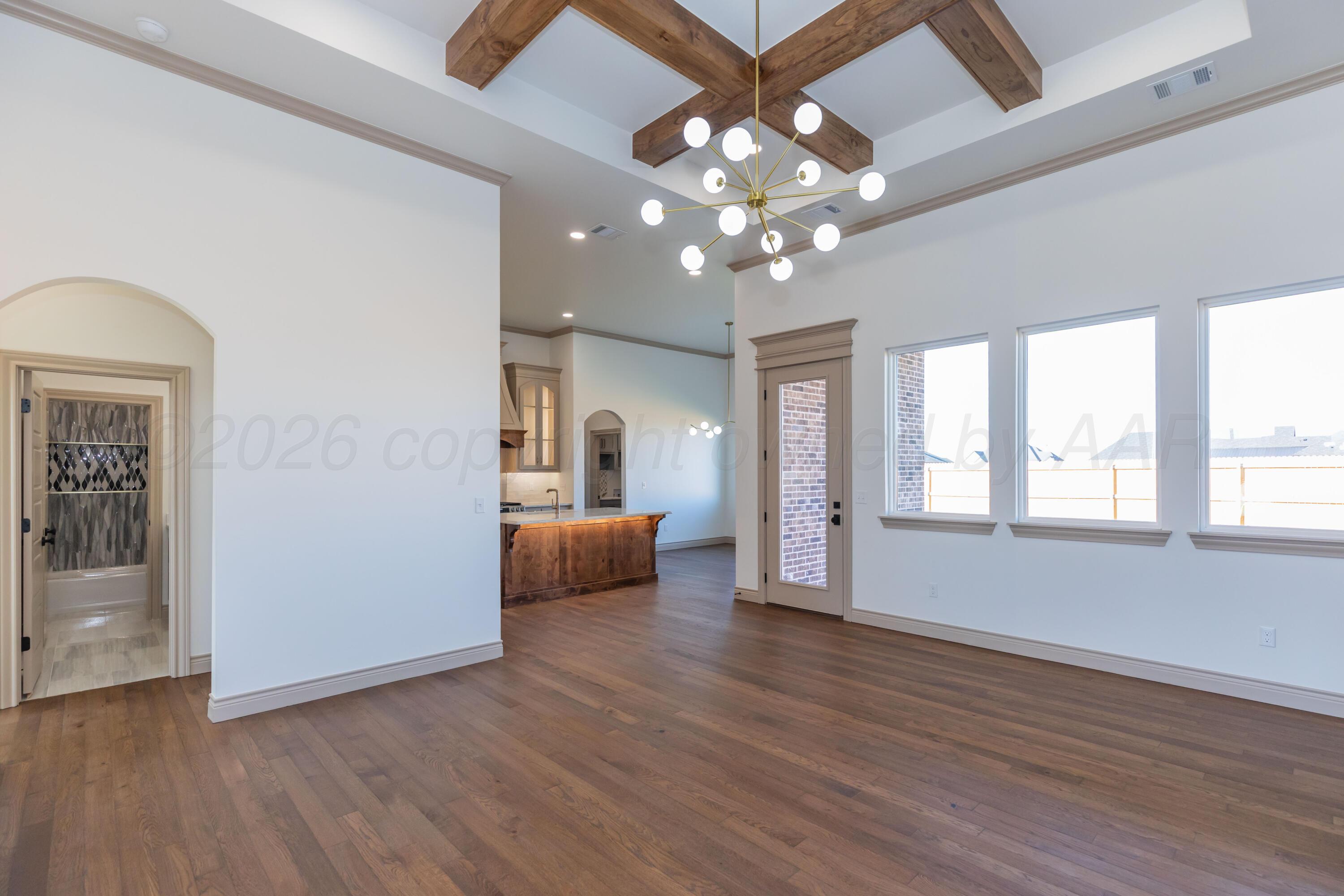 10040 Highland Springs Property Photo 11