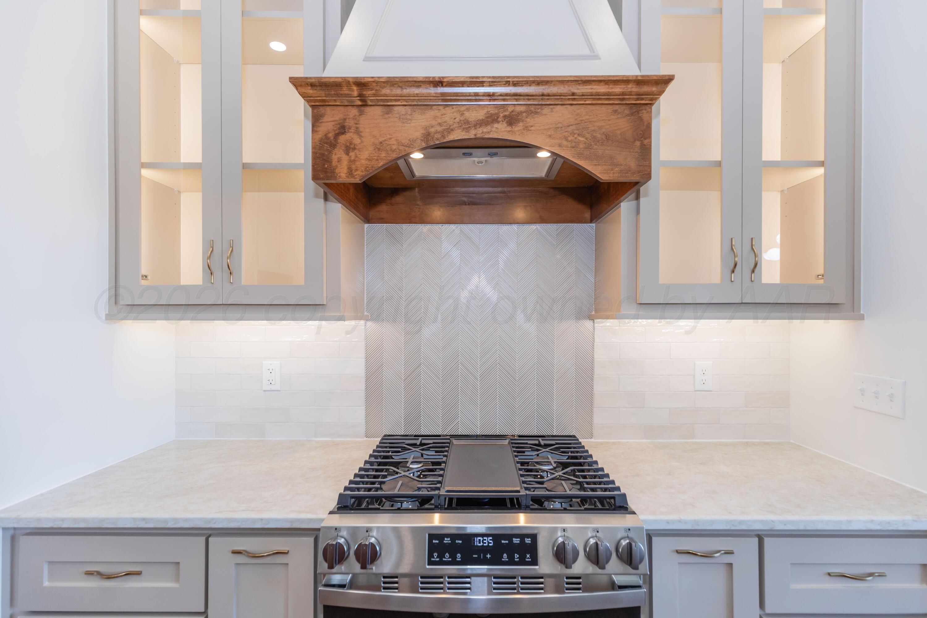 10040 Highland Springs Property Photo 16