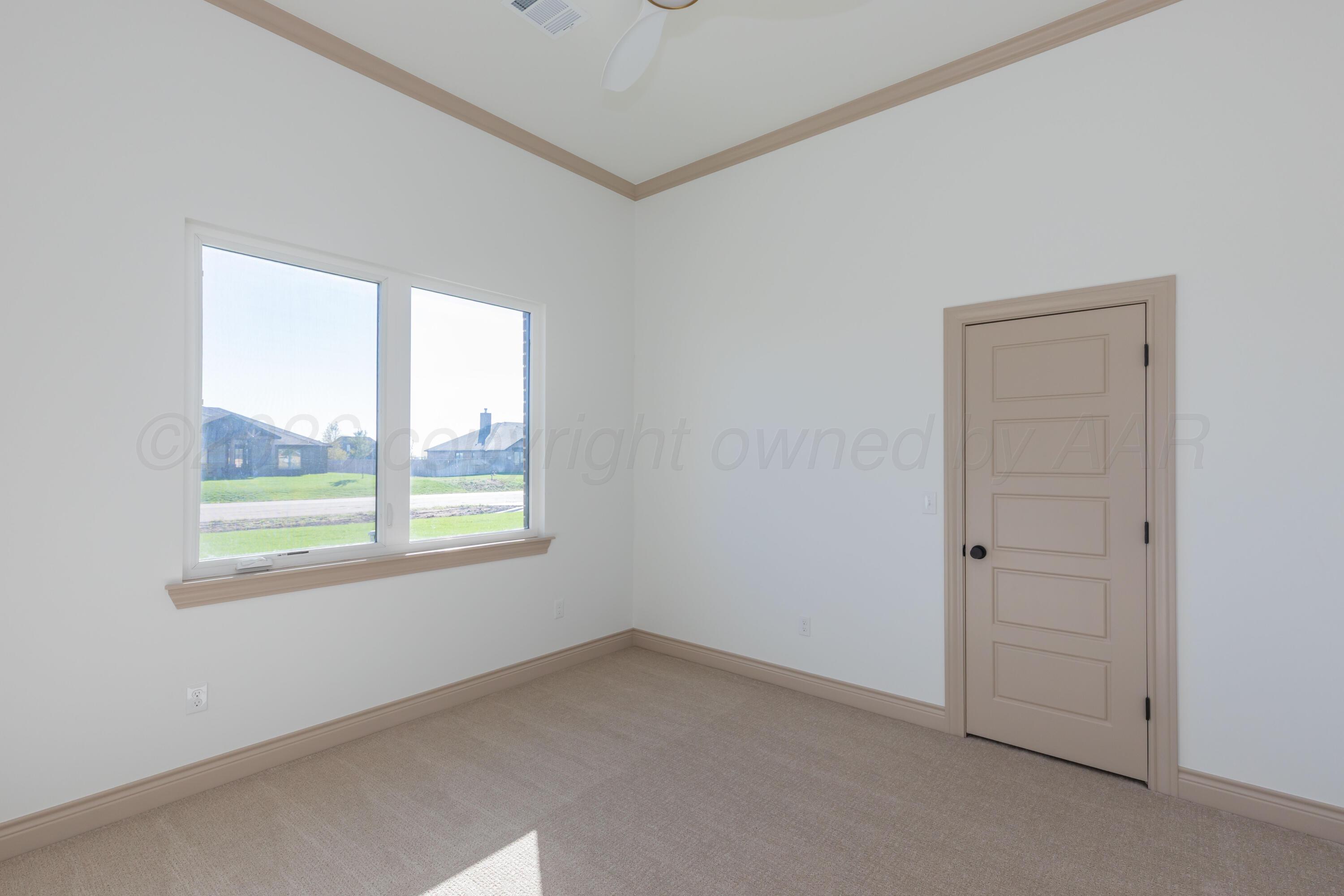 10040 Highland Springs Property Photo 25