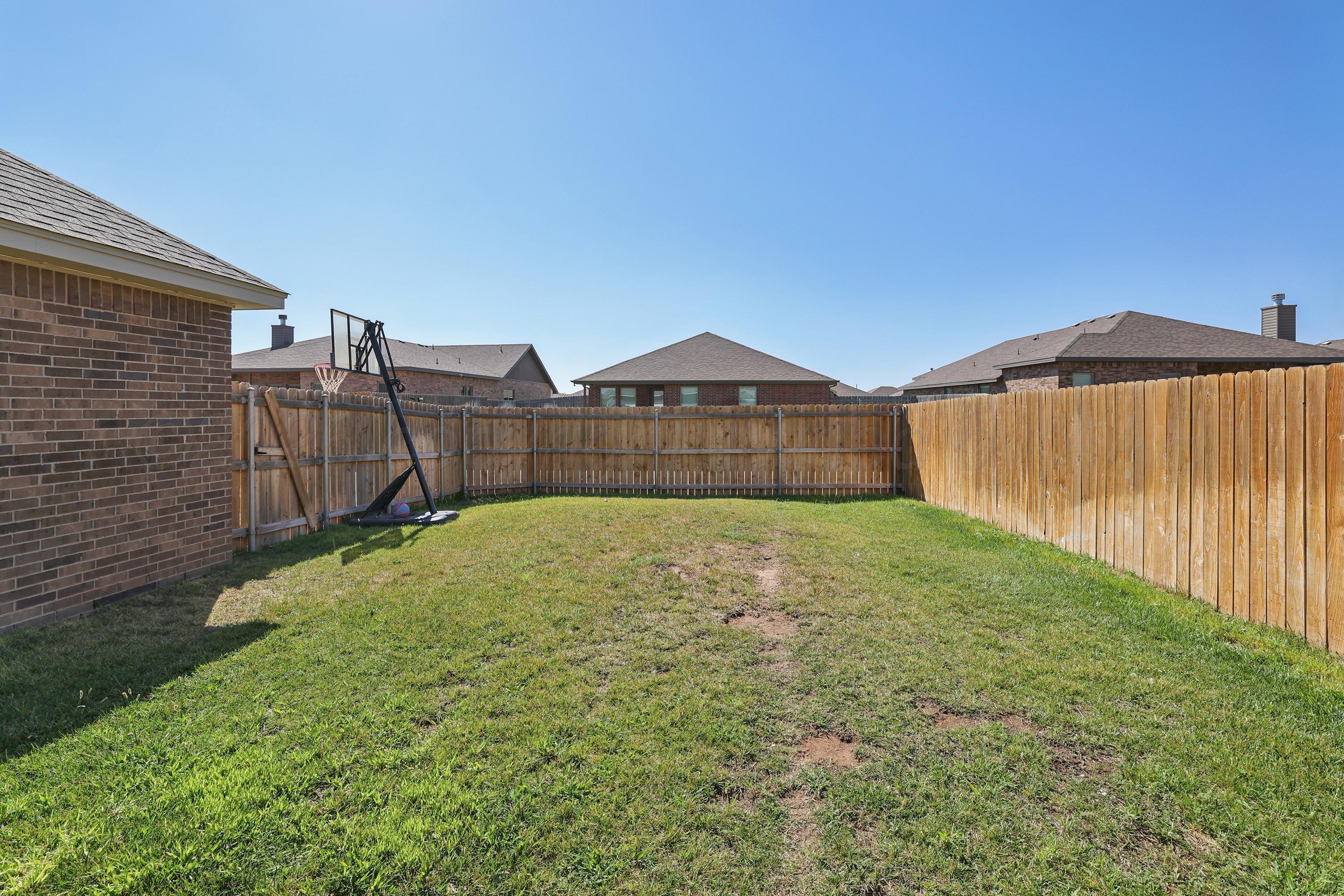 9309 Heritage Hills Parkway Property Photo 25