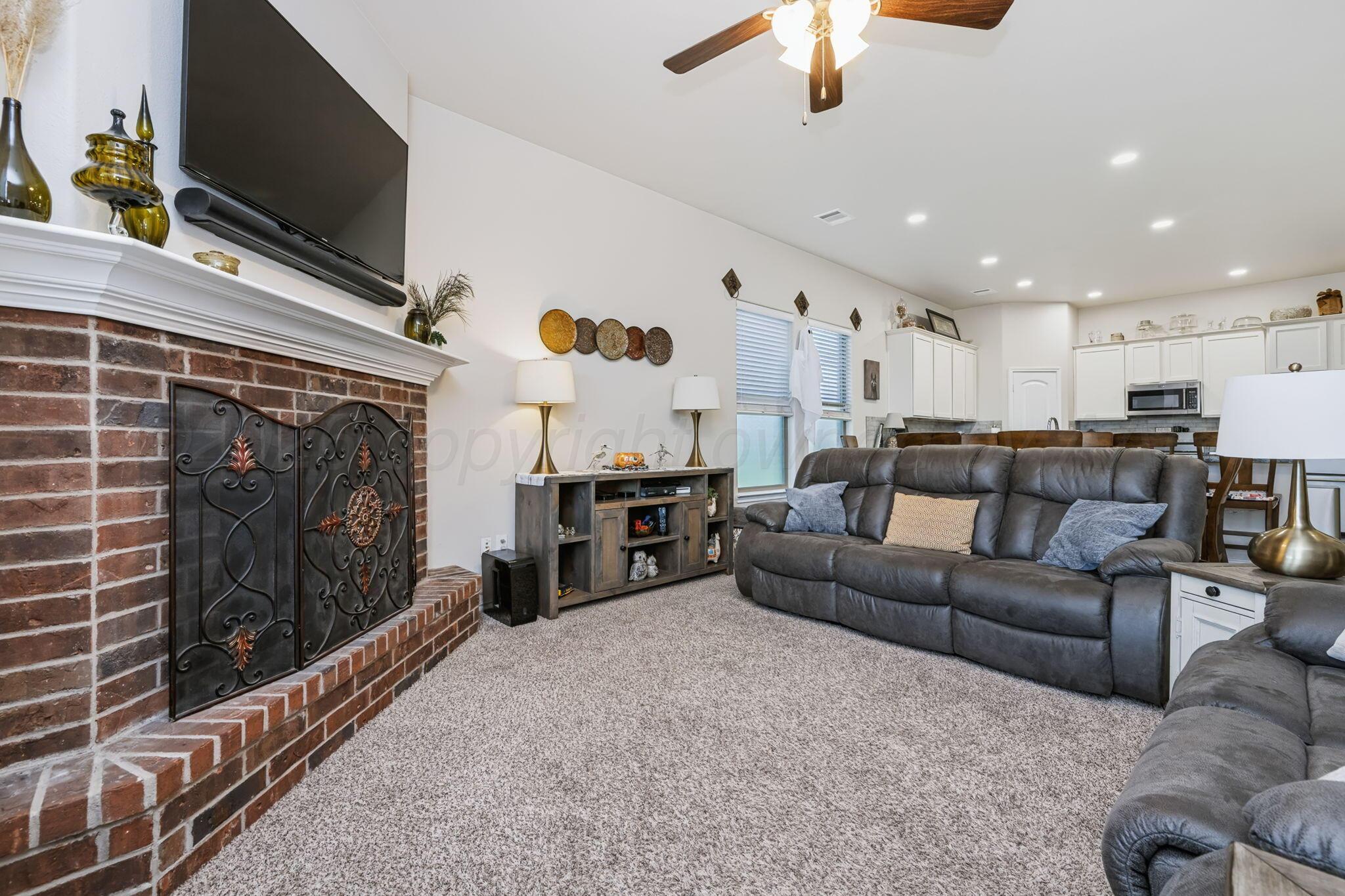9305 Sydney Drive Property Photo 12