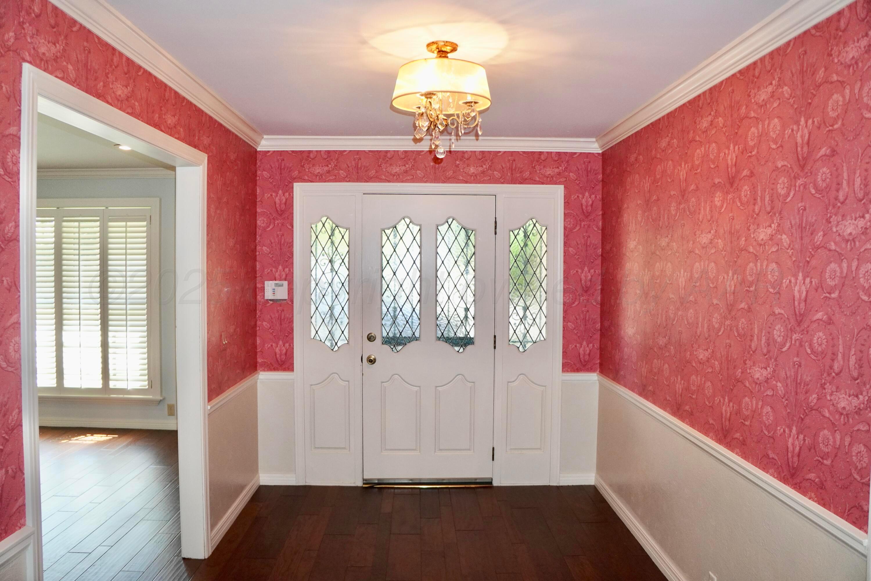 3508 Danbury Property Photo 2