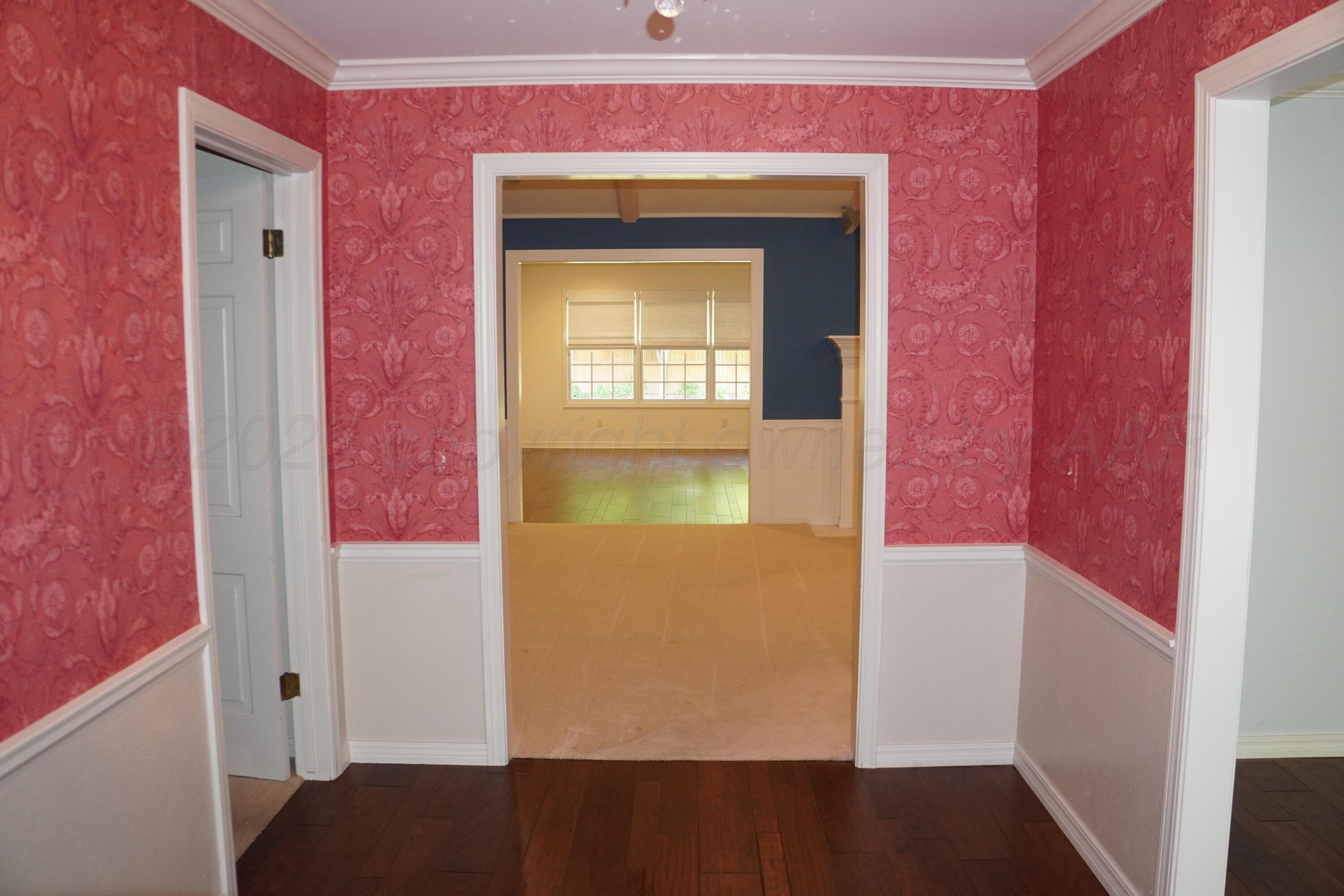 3508 Danbury Property Photo 3