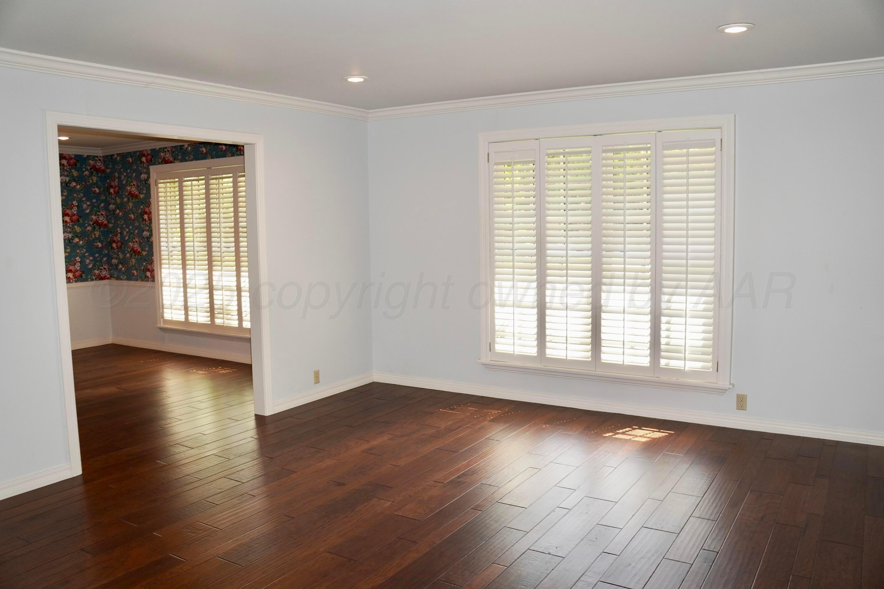 3508 Danbury Property Photo 4
