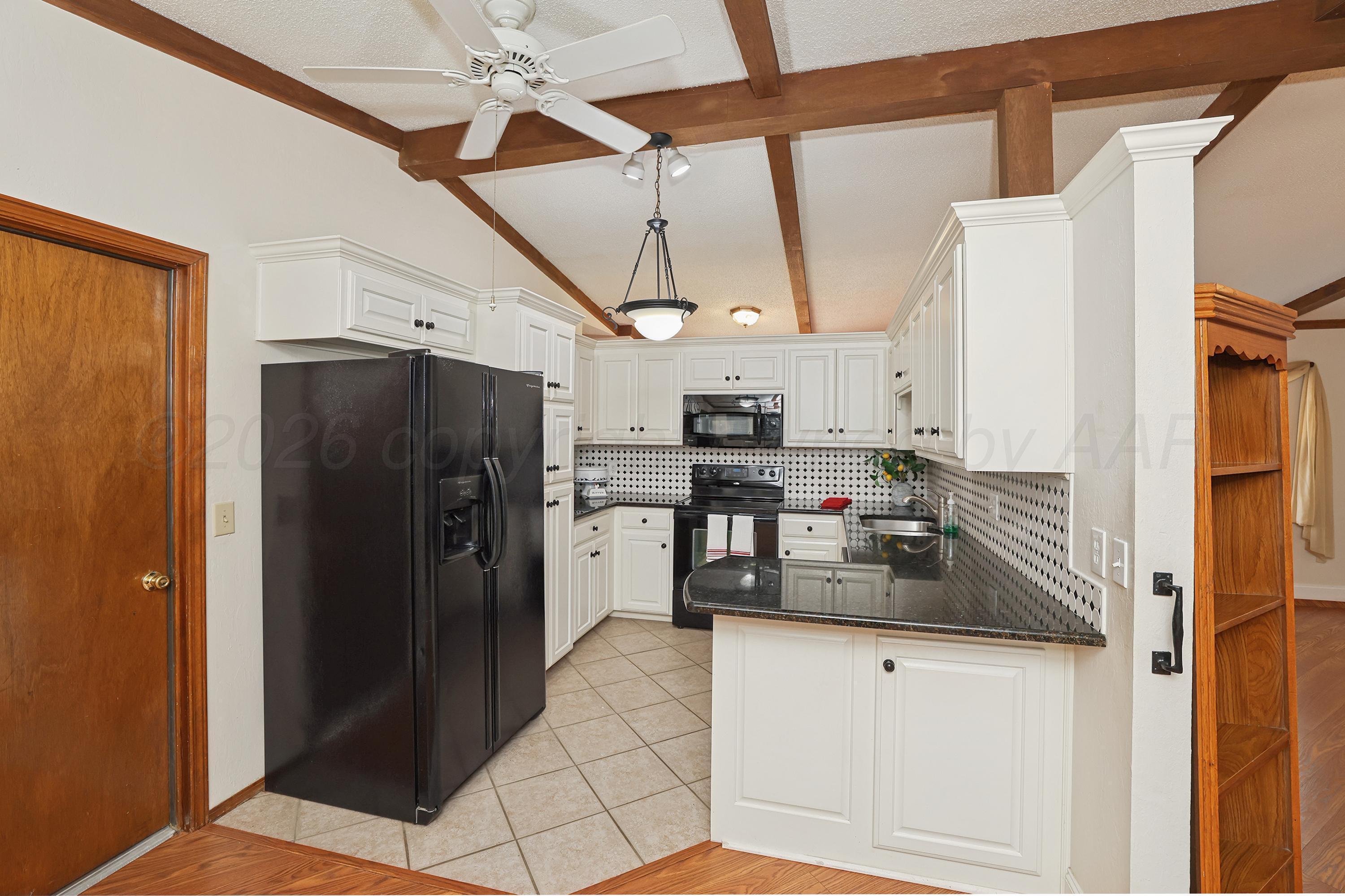 3908 Lenwood Drive Property Photo 10