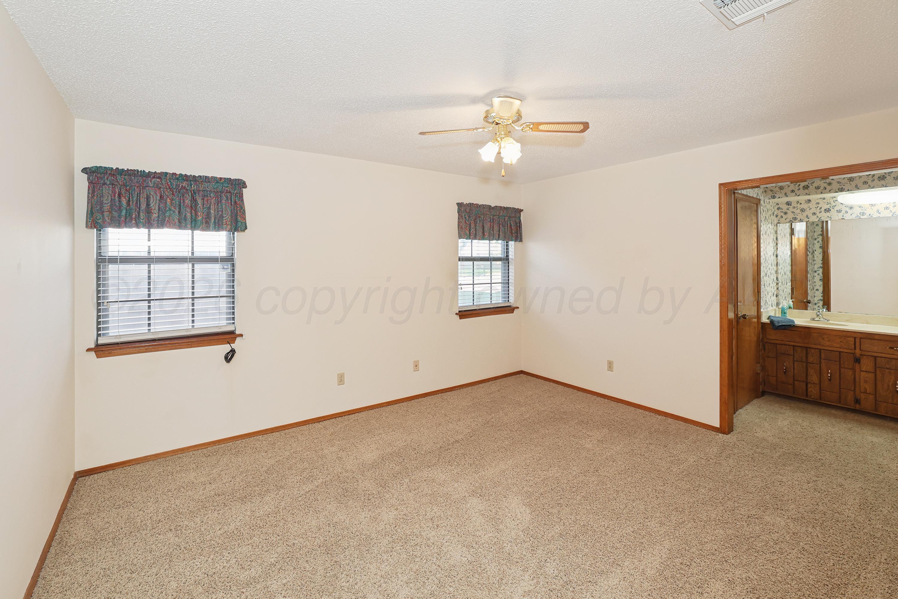 3908 Lenwood Drive Property Photo 14
