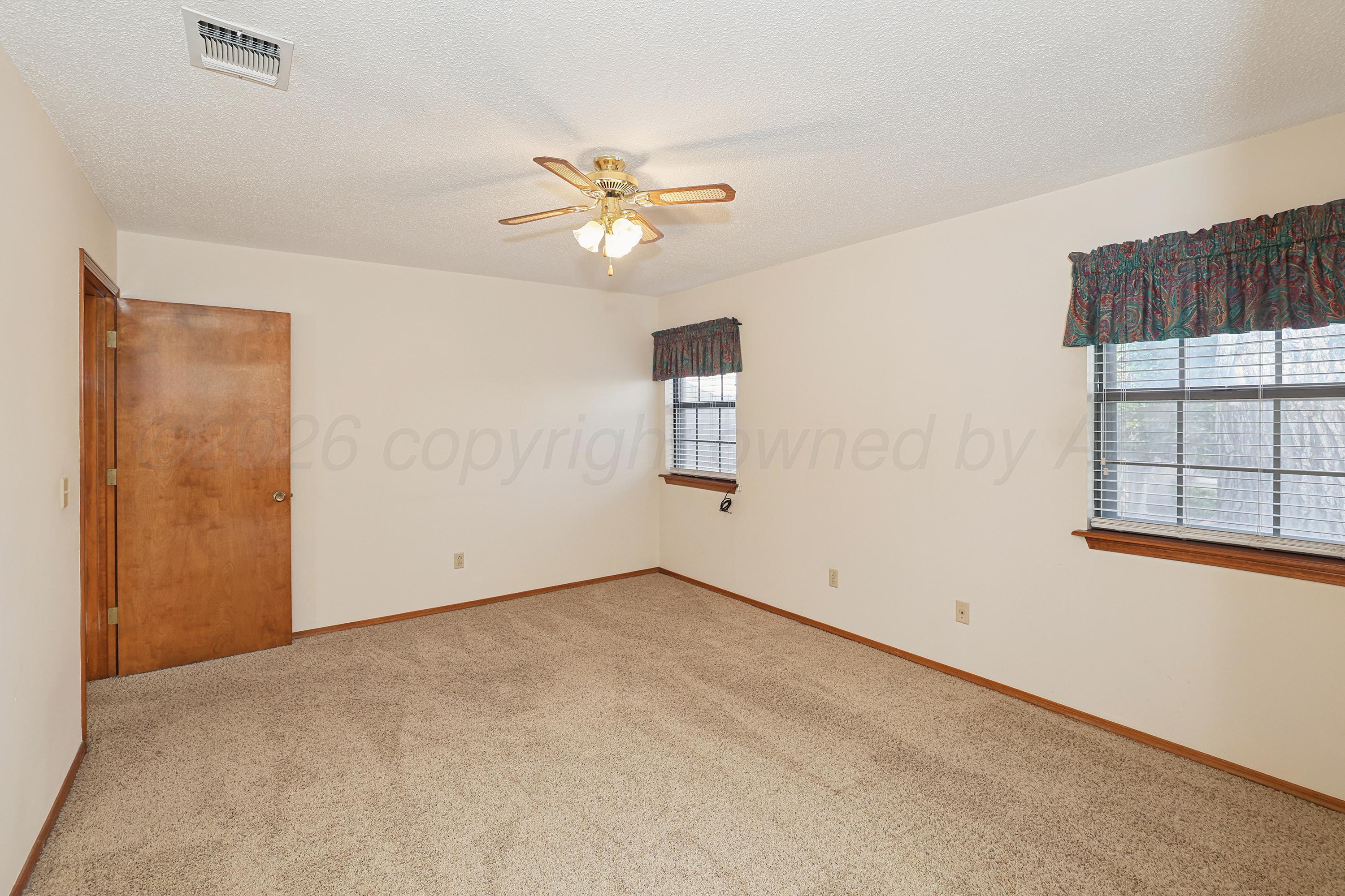 3908 Lenwood Drive Property Photo 15