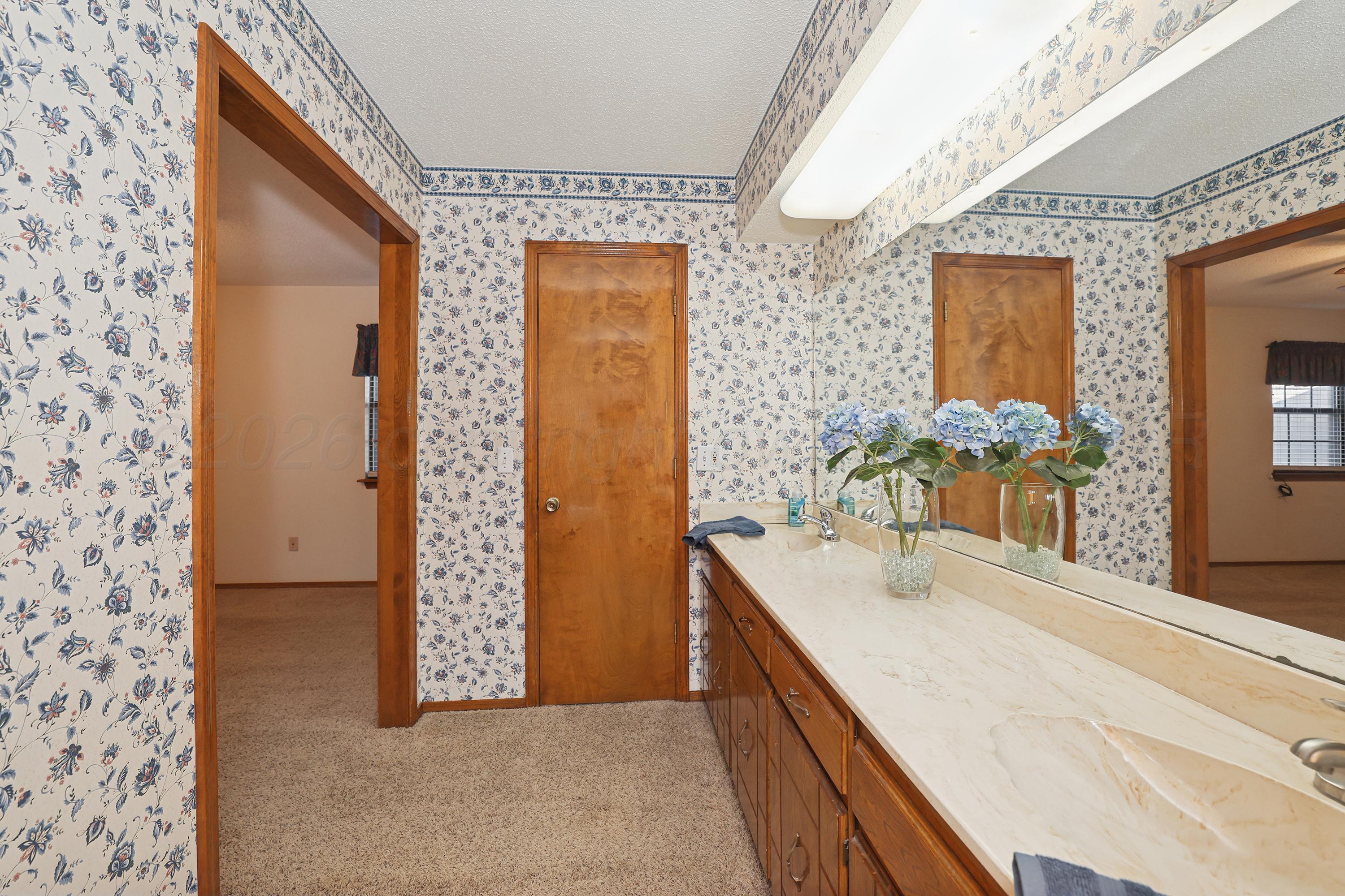 3908 Lenwood Drive Property Photo 16