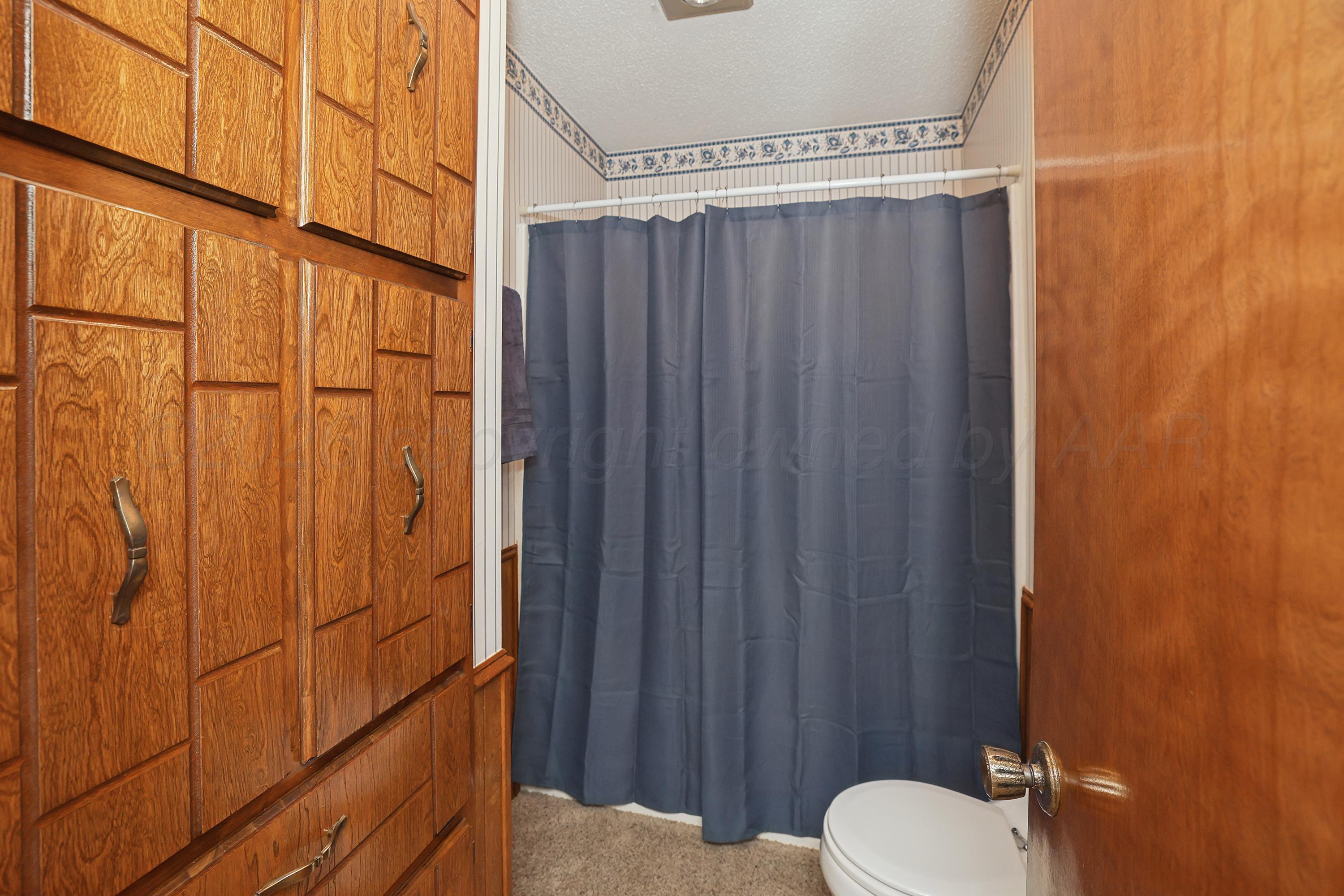 3908 Lenwood Drive Property Photo 17